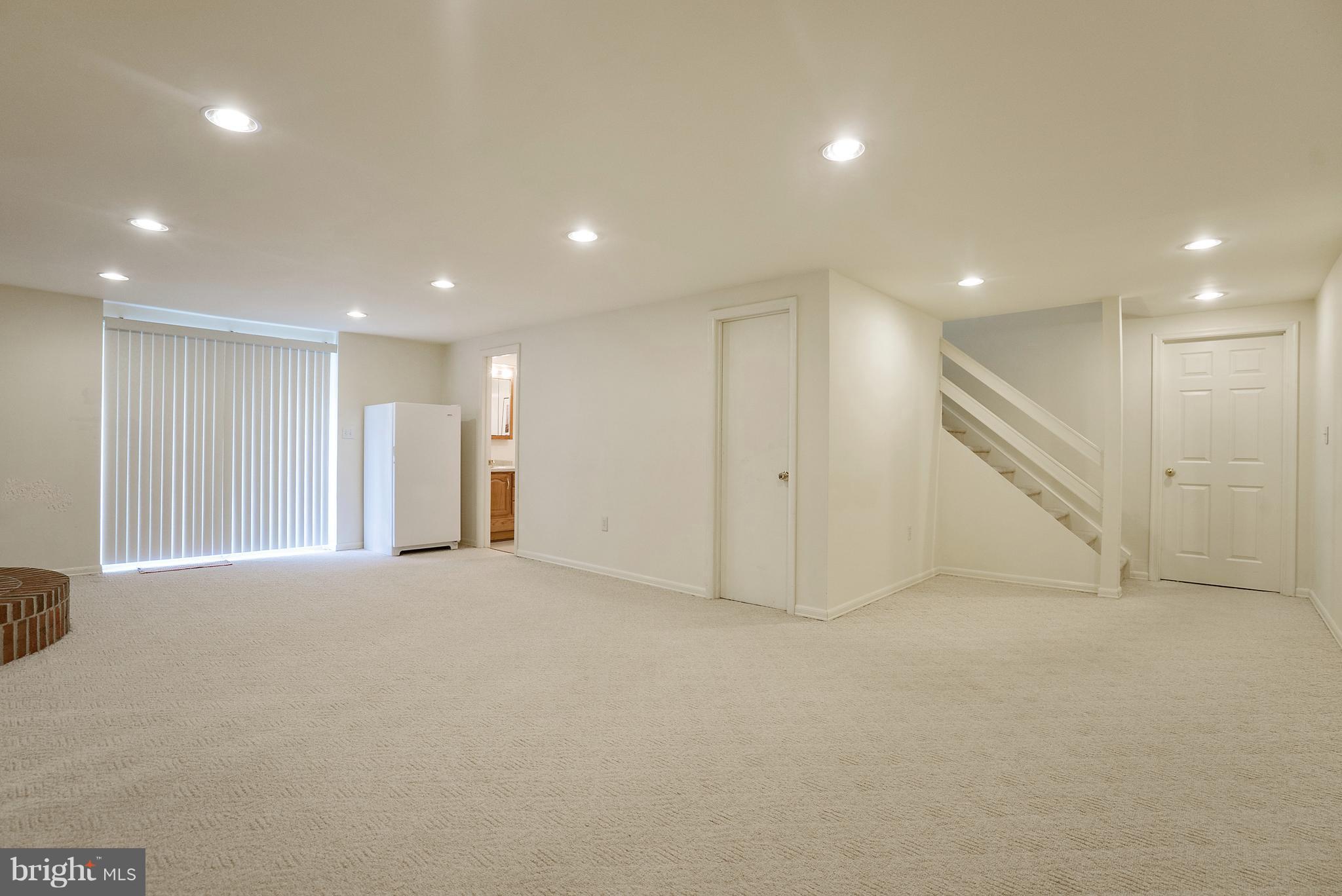 WATTS BRANCH MEADOWS - Residential