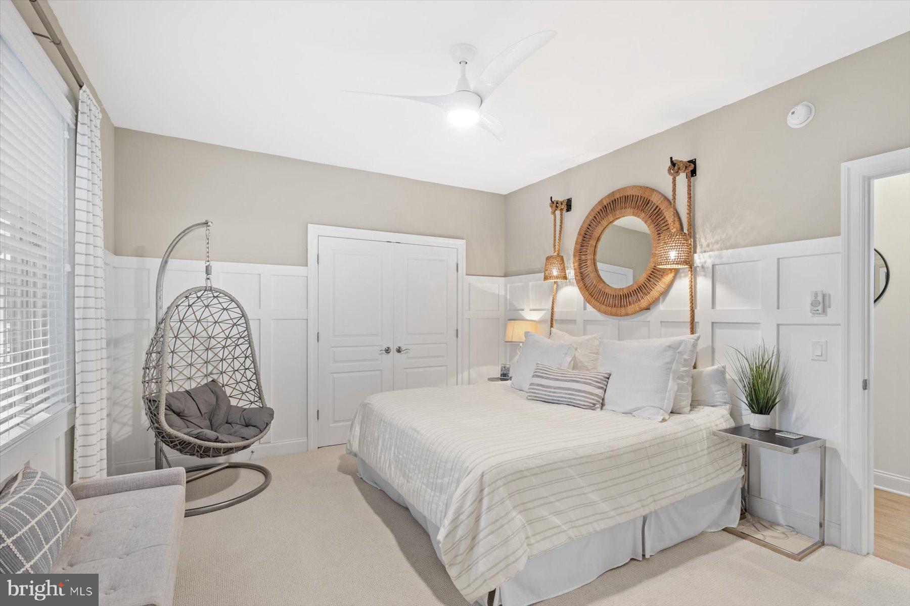 OCEAN BREEZES - Residential