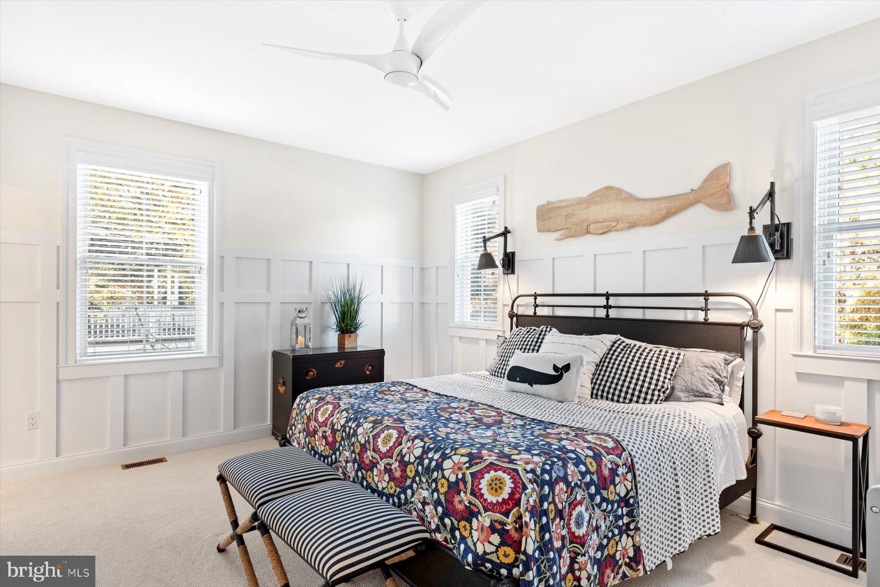 OCEAN BREEZES - Residential