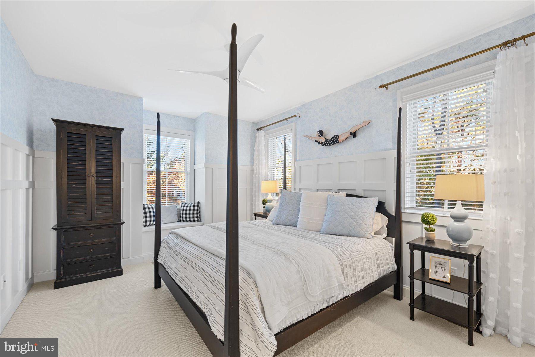 OCEAN BREEZES - Residential
