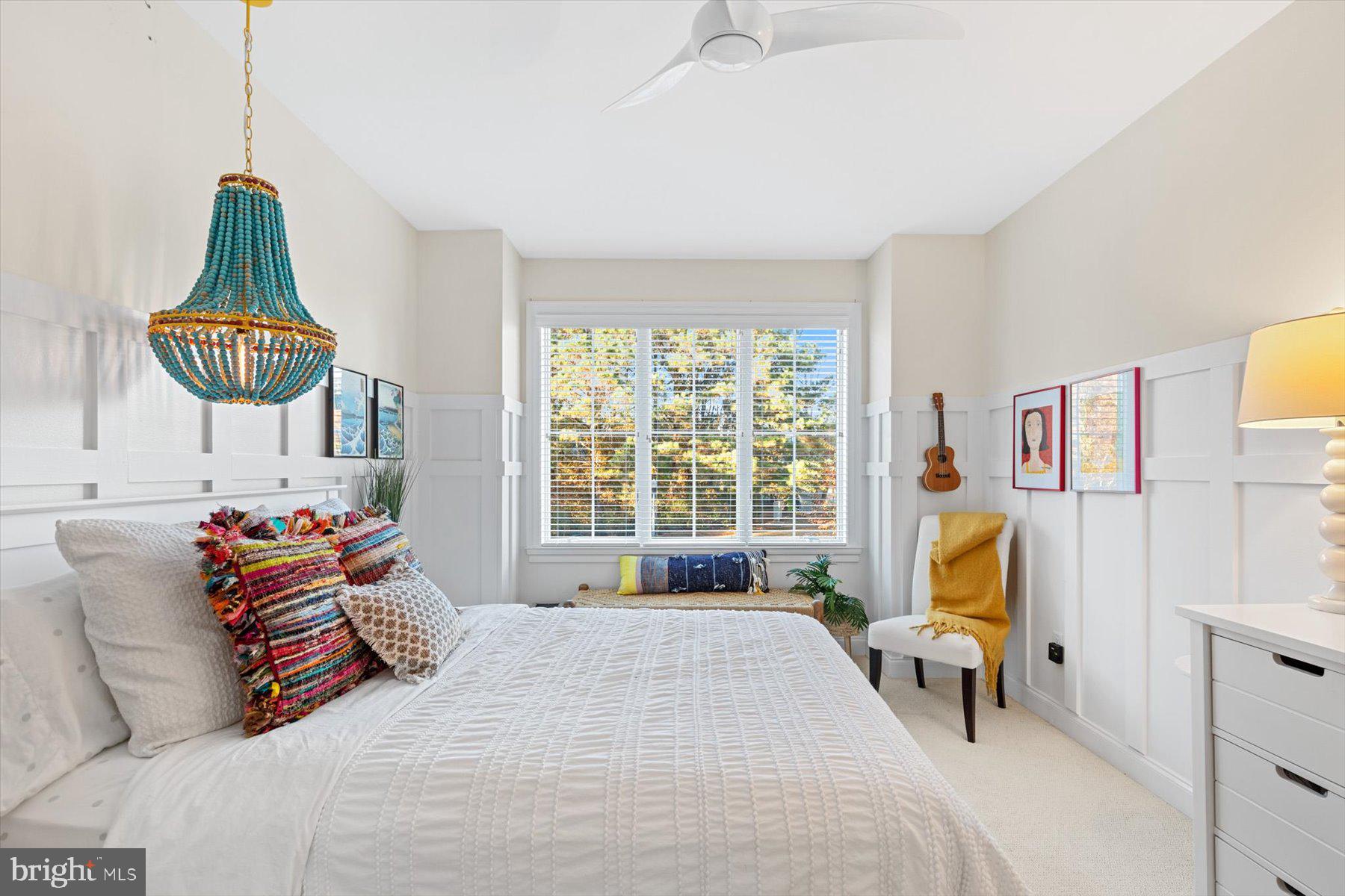 OCEAN BREEZES - Residential