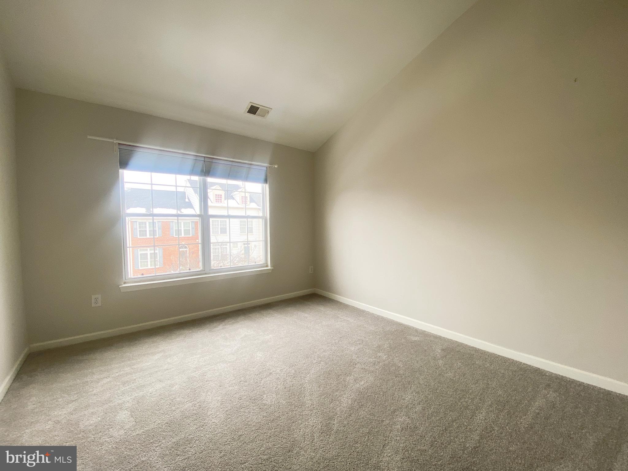 CLOPPERS MILL WEST - Residential Lease