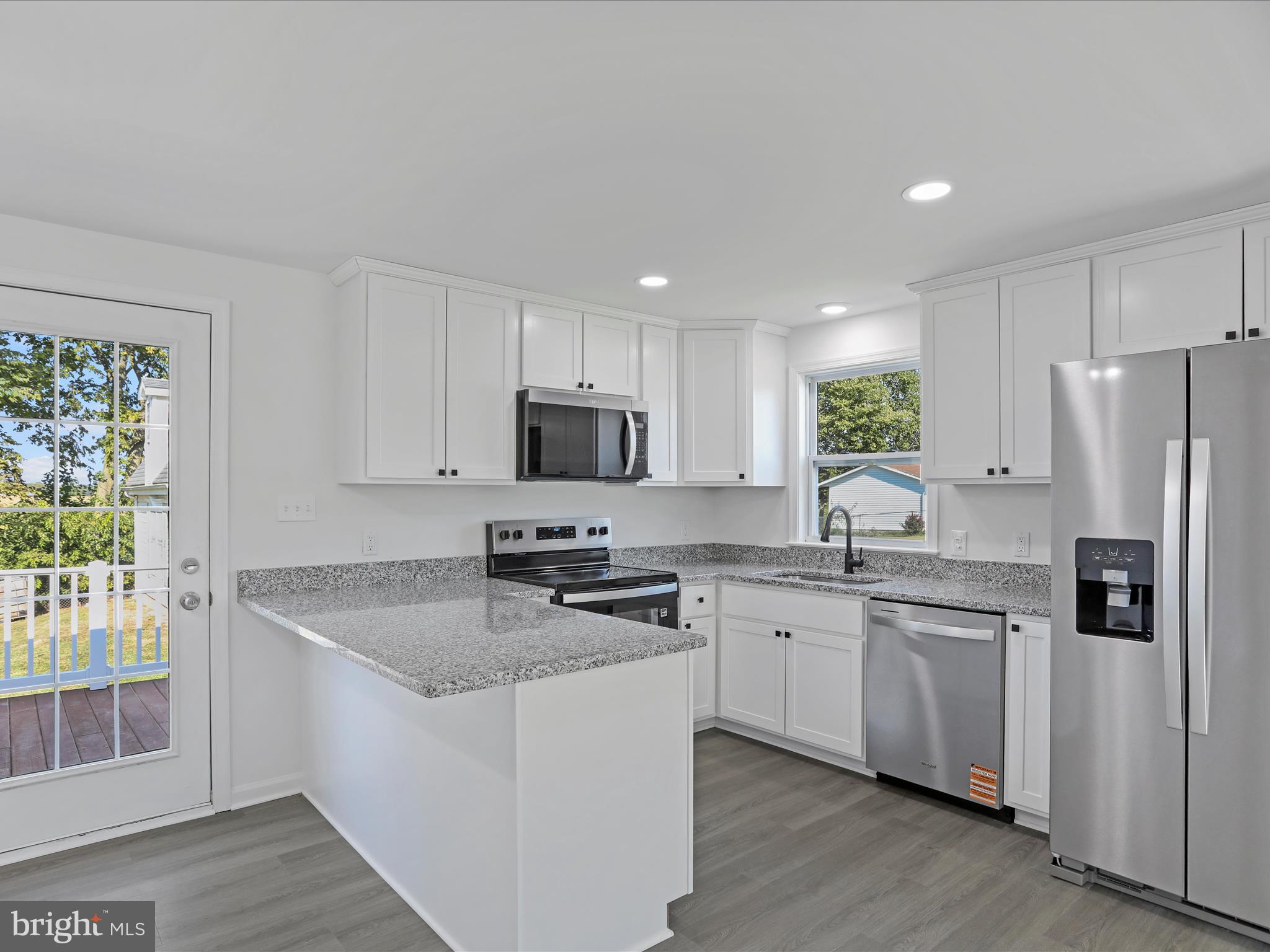 ORCHARD HILLS - Residential