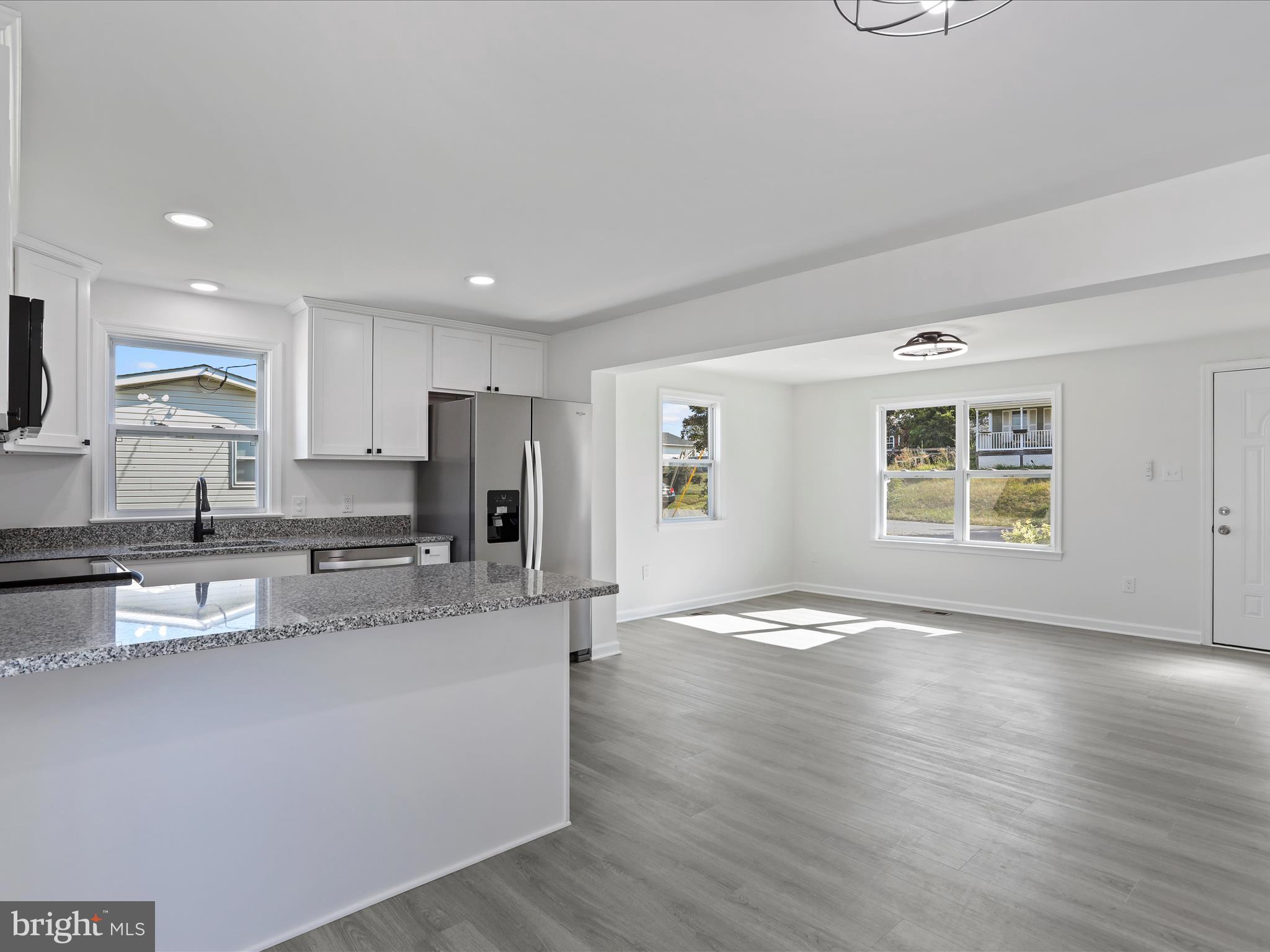 ORCHARD HILLS - Residential
