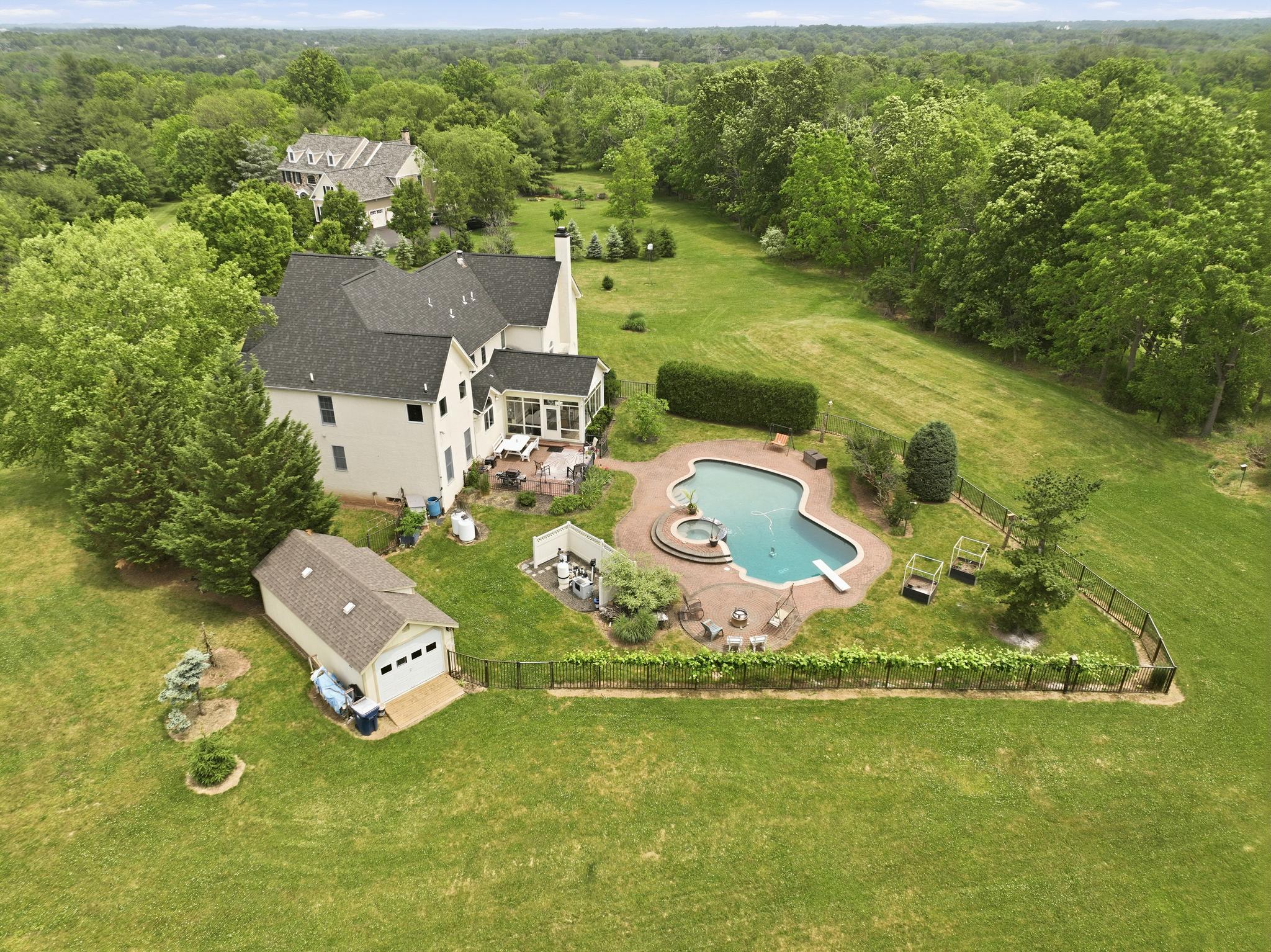 SADDLE WOOD ESTATE - Residential