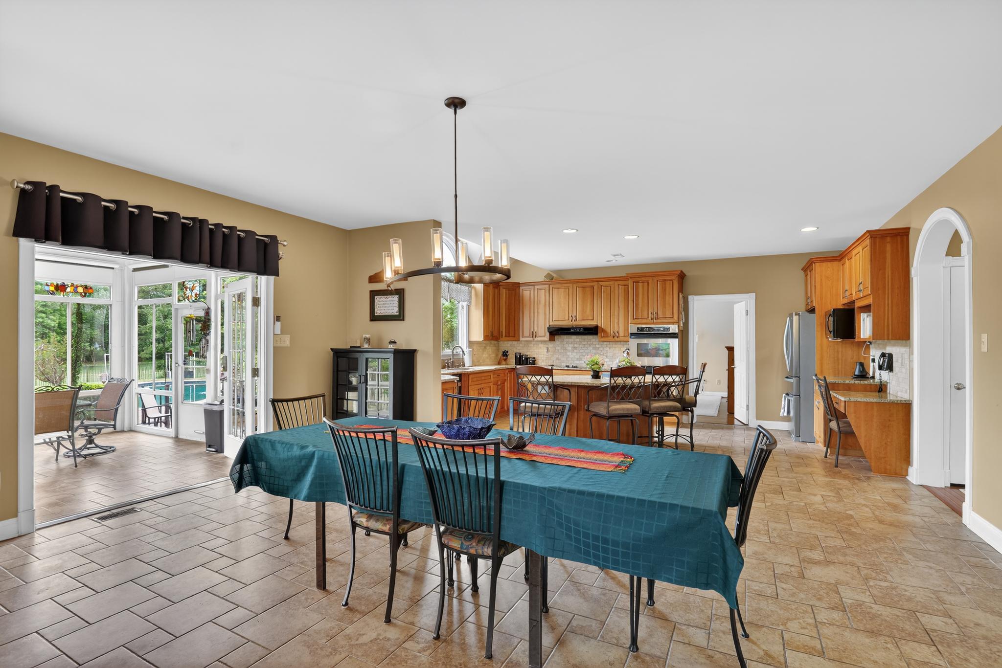 SADDLE WOOD ESTATE - Residential
