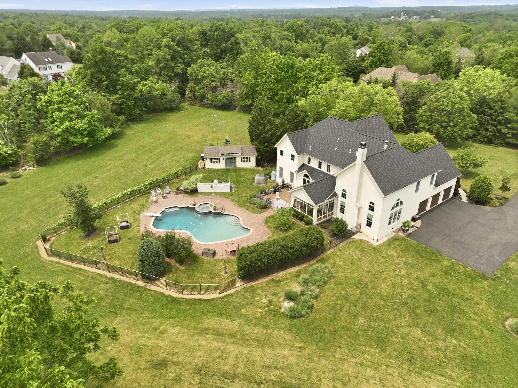 SADDLE WOOD ESTATE - Residential