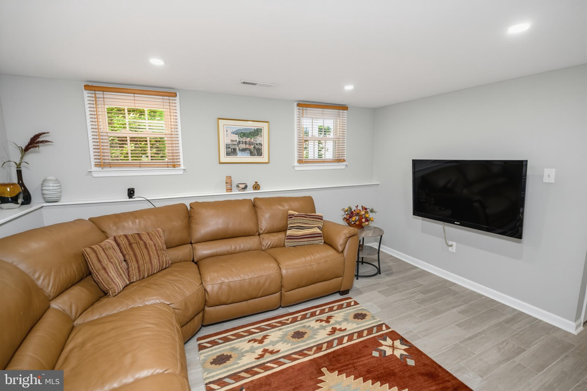 PINE VALLEY - Residential