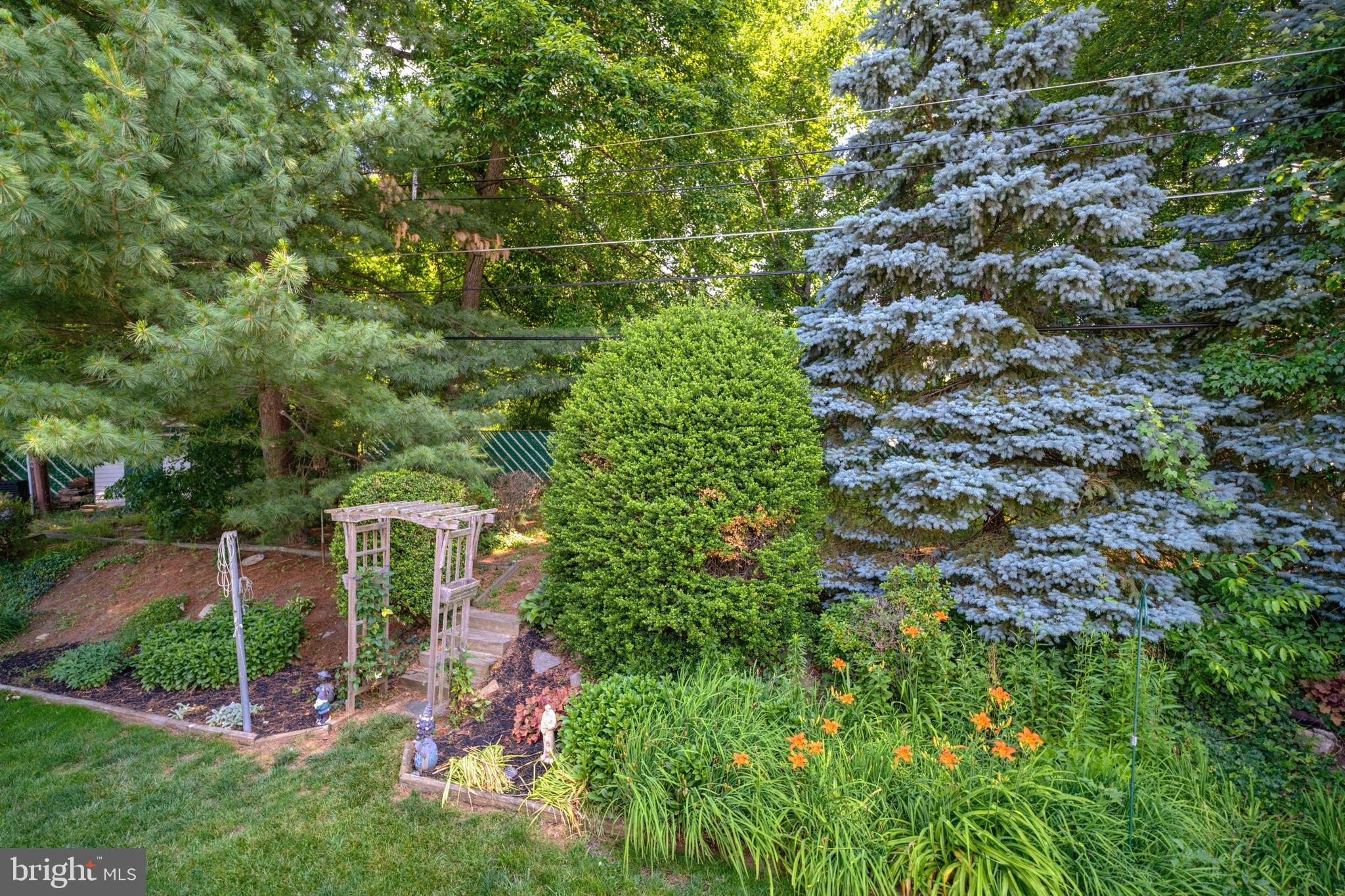 PINE VALLEY - Residential