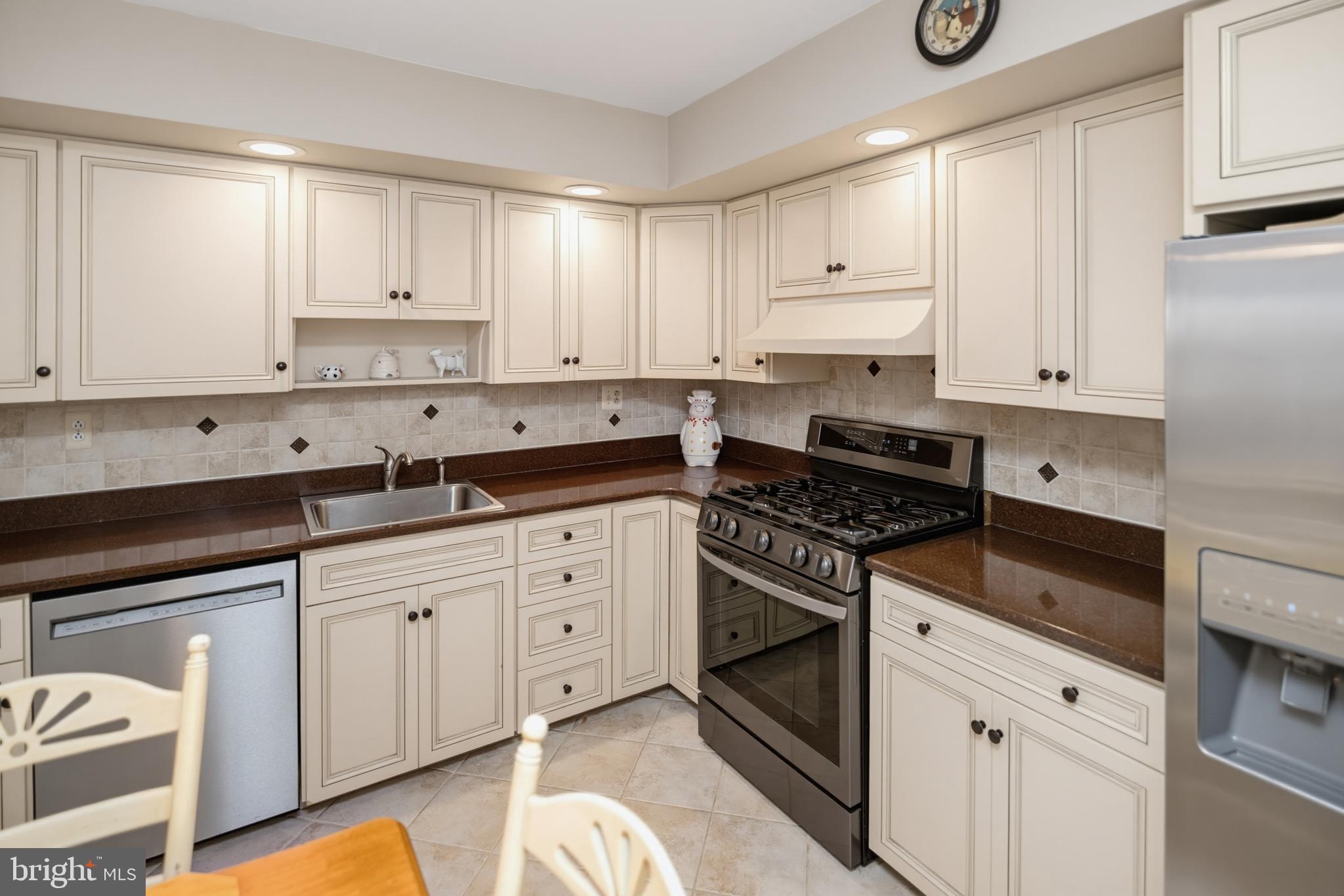 PINE VALLEY - Residential