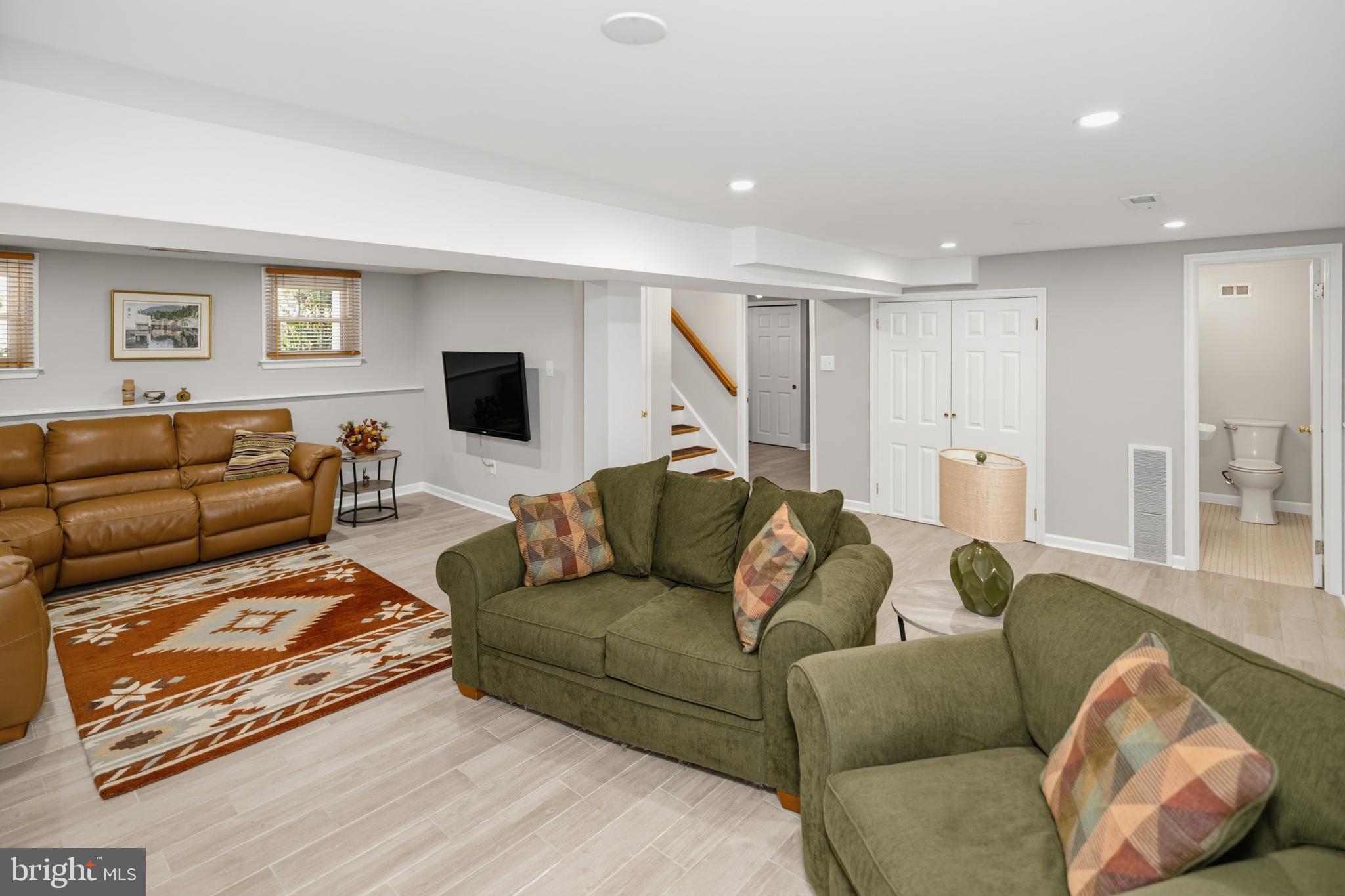 PINE VALLEY - Residential