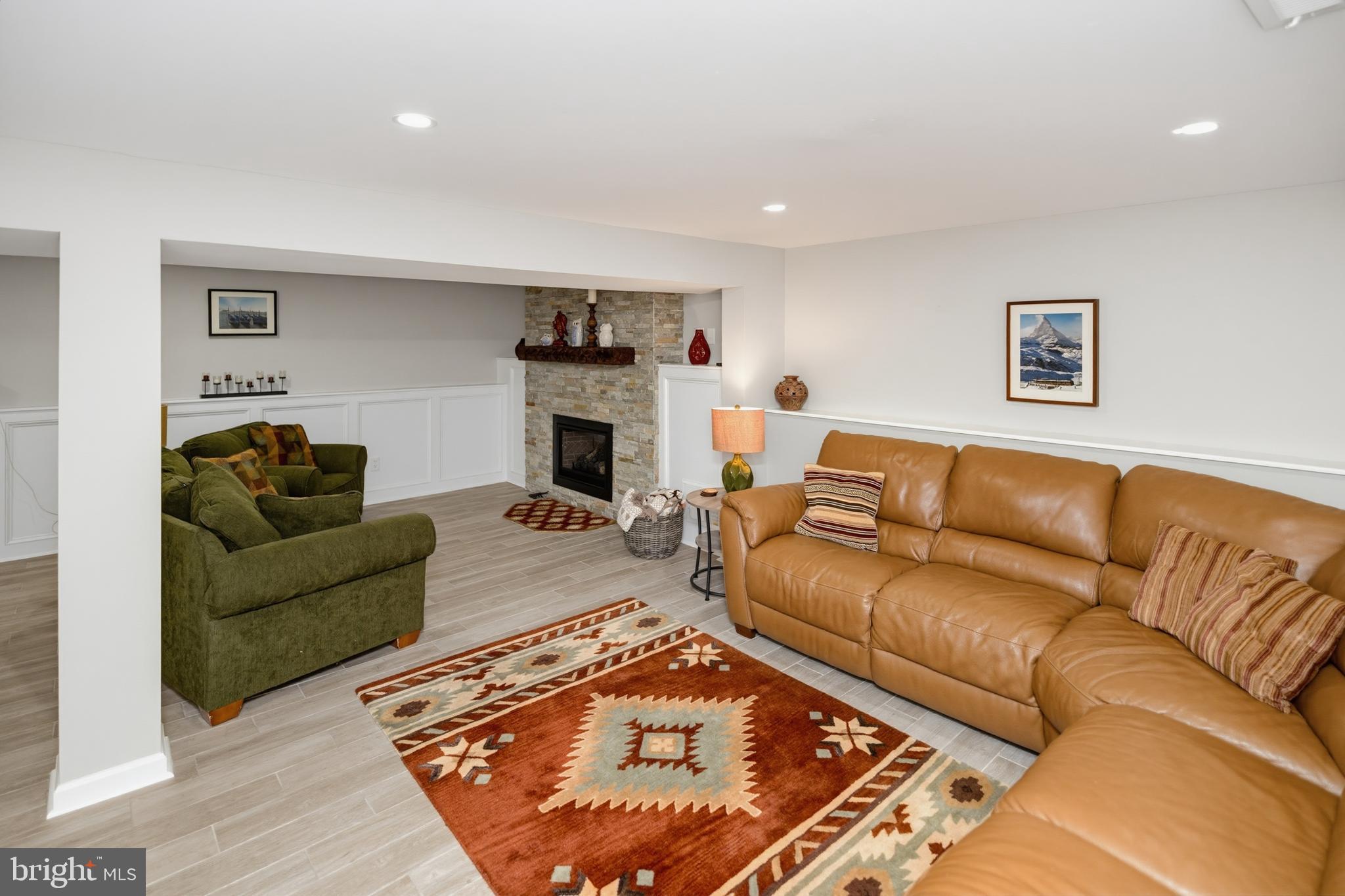 PINE VALLEY - Residential