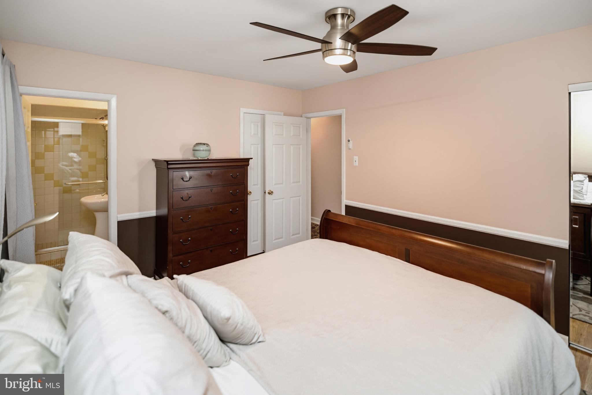 PINE VALLEY - Residential