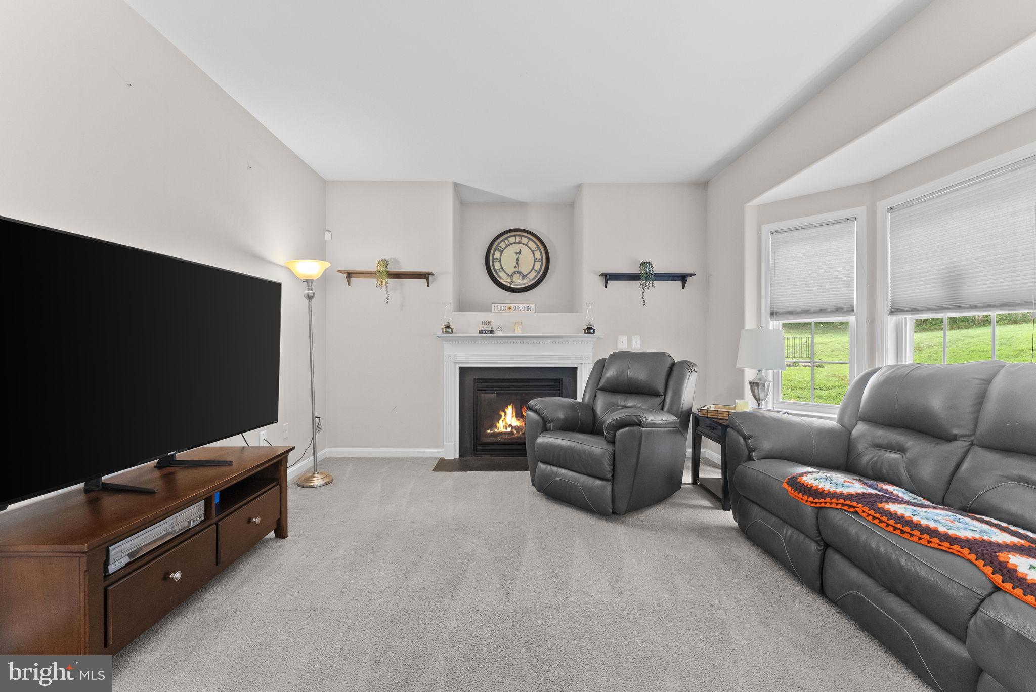 REDWOOD LAKES - Residential