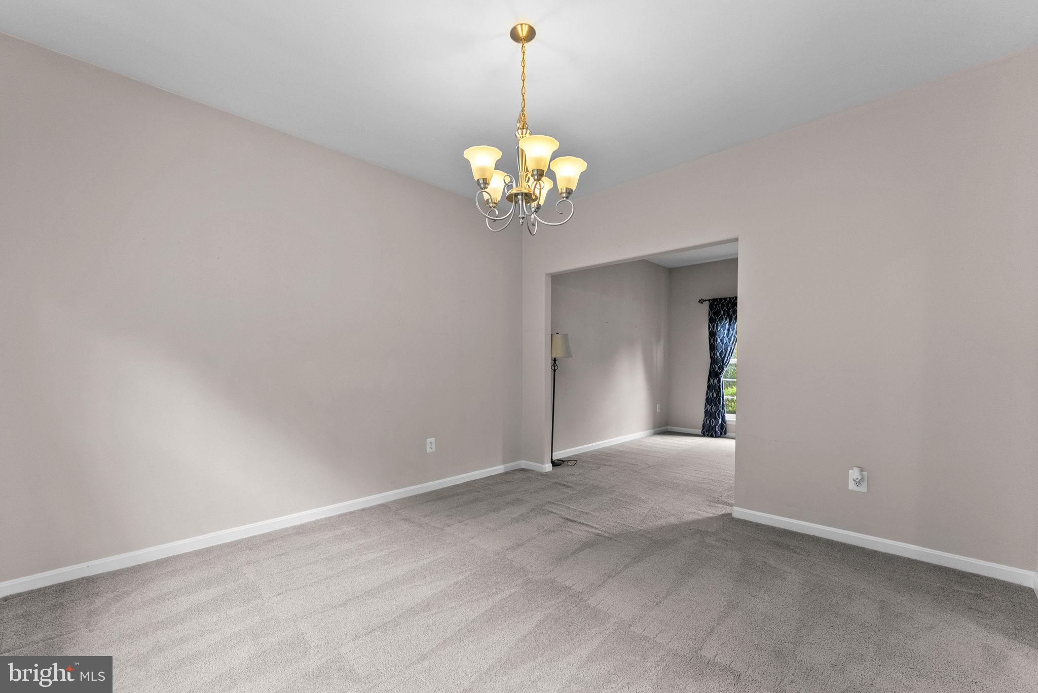 REDWOOD LAKES - Residential