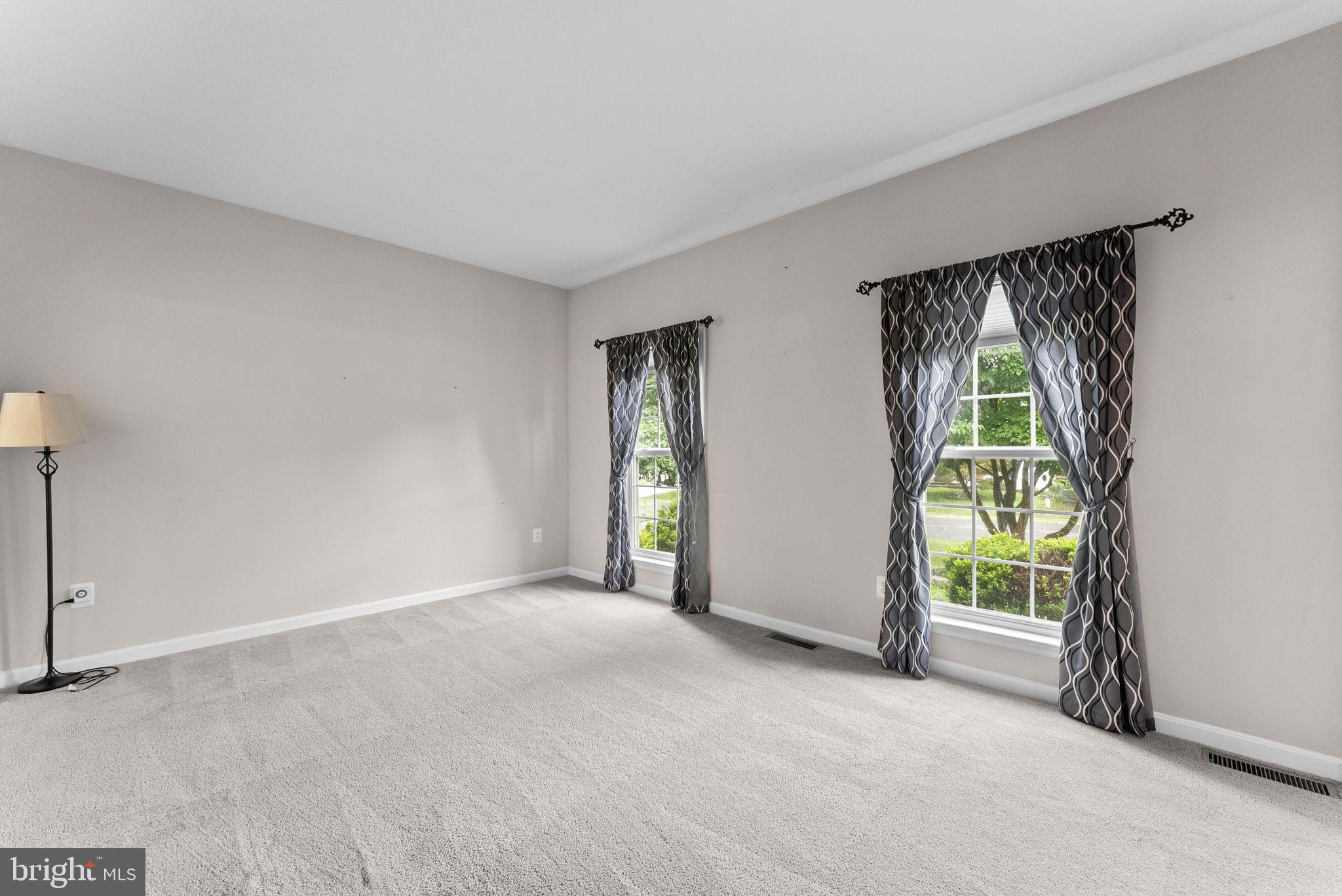REDWOOD LAKES - Residential