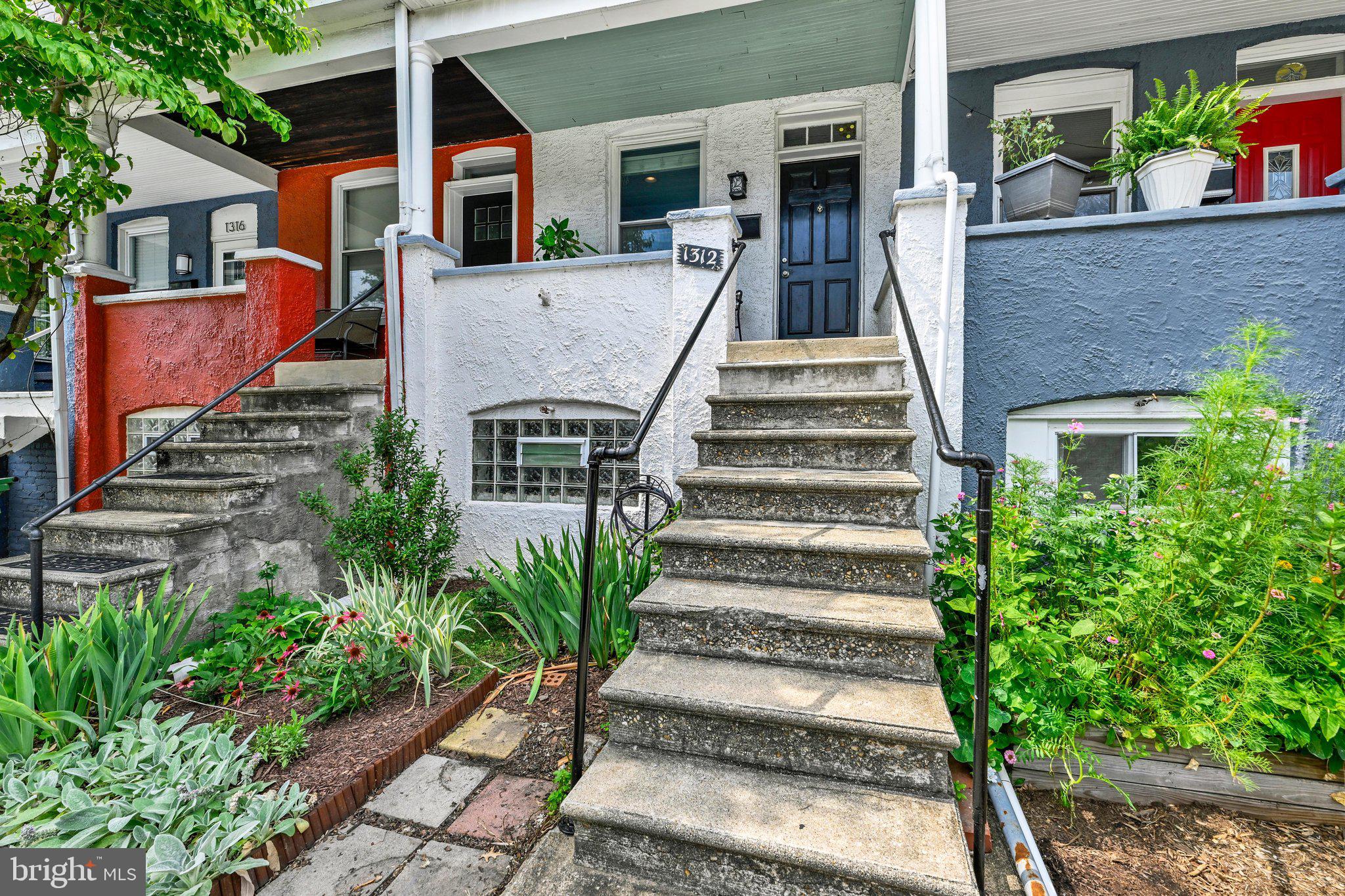 HAMPDEN HISTORIC DISTRICT - Residential