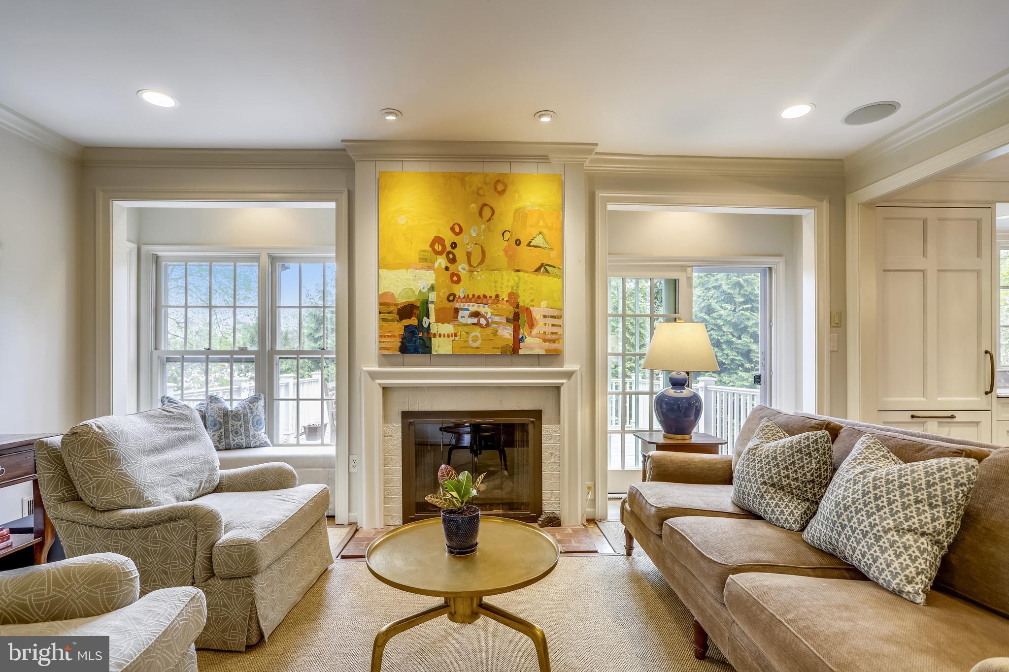 SHERWOOD FOREST - Residential