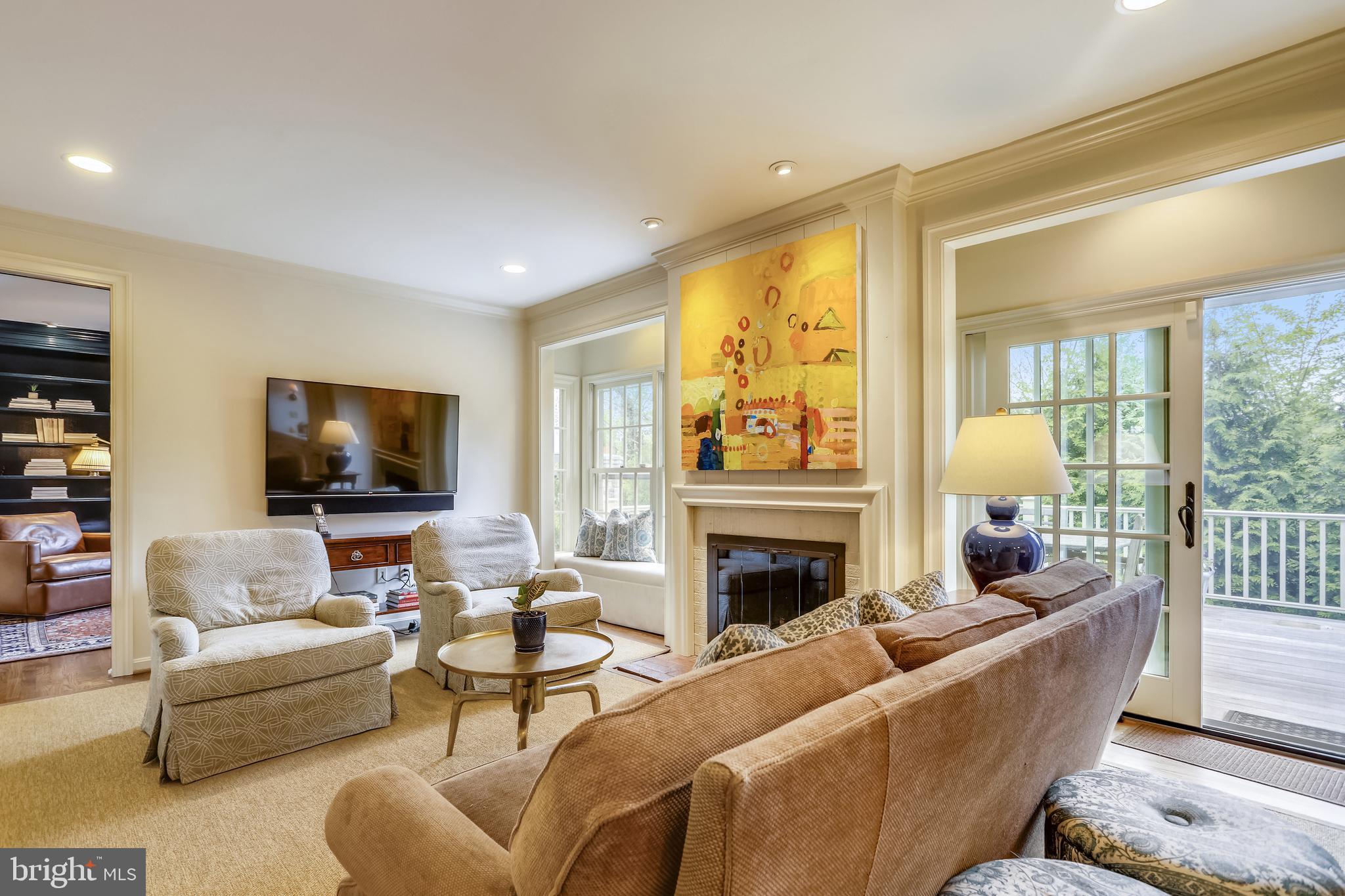 SHERWOOD FOREST - Residential