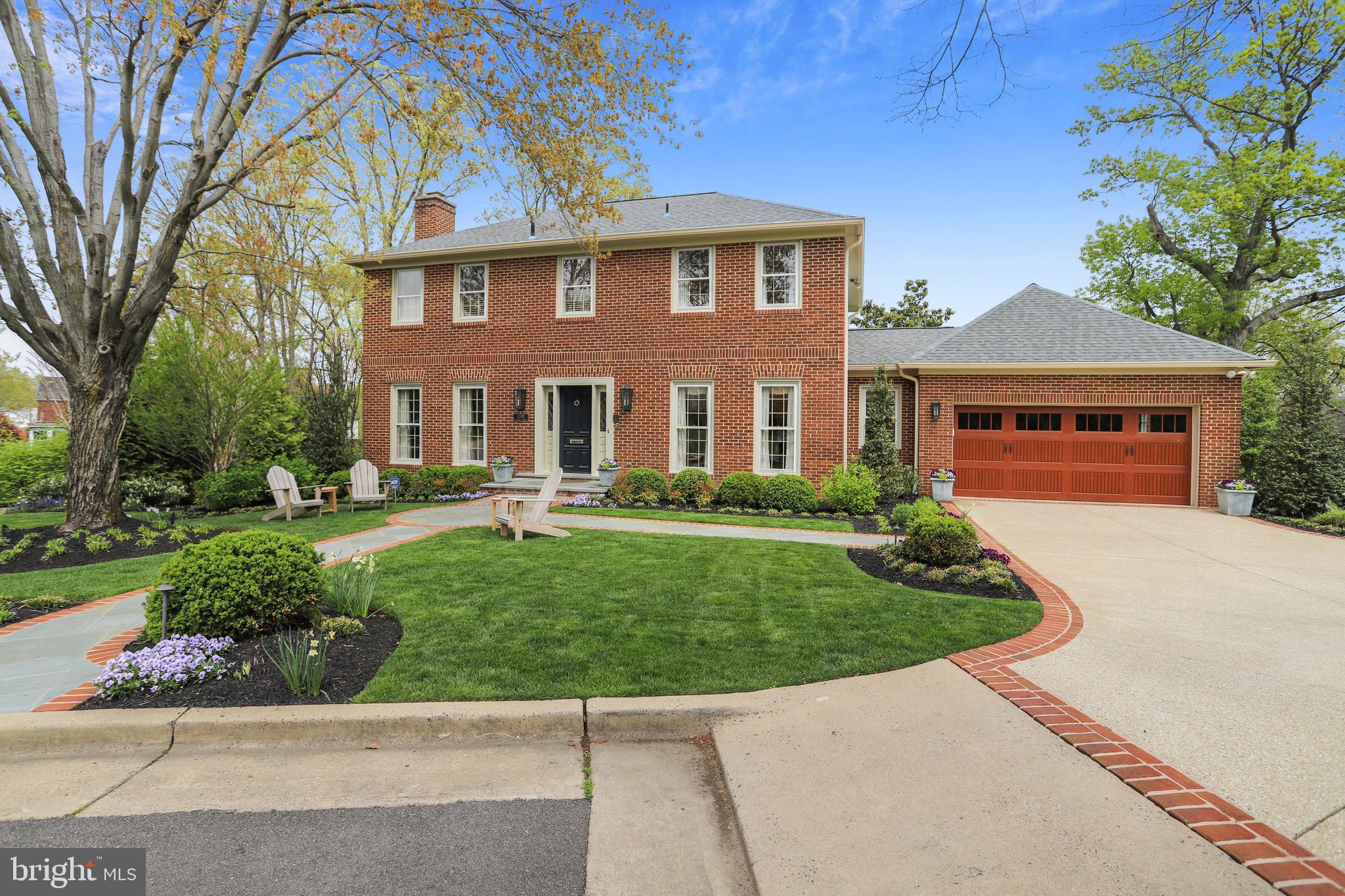 SHERWOOD FOREST - Residential