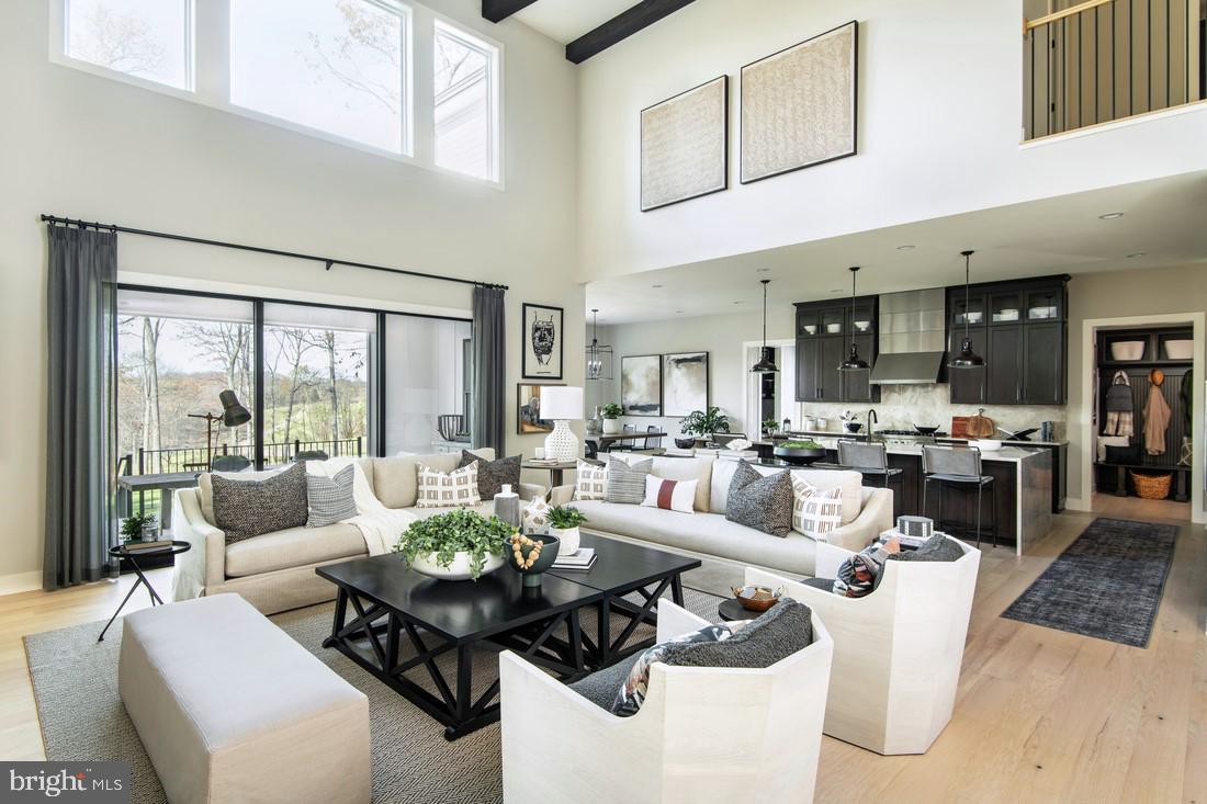 PARKSIDE VILLAGE - Residential