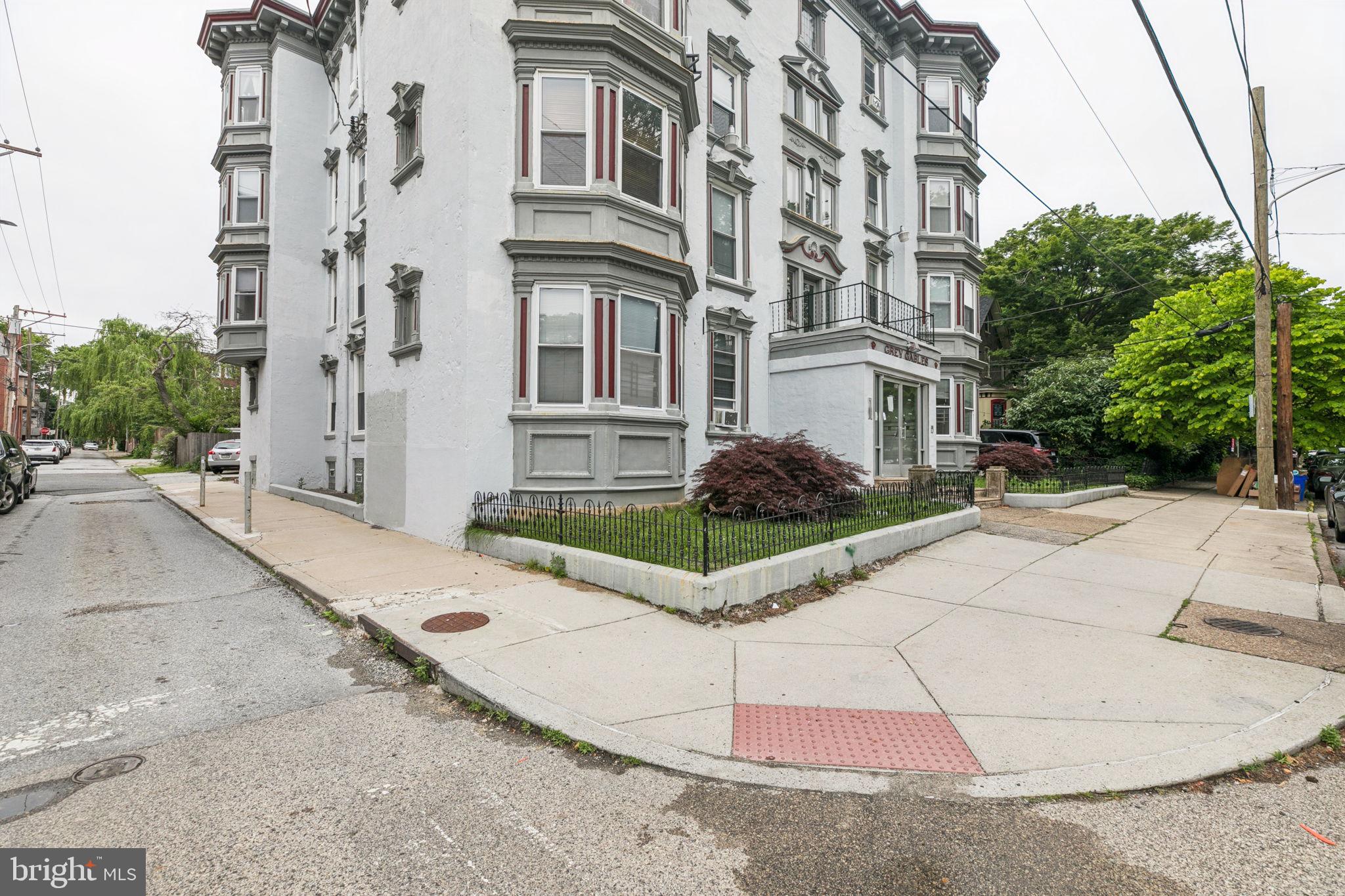 POWELTON VILLAGE - Commercial Sale
