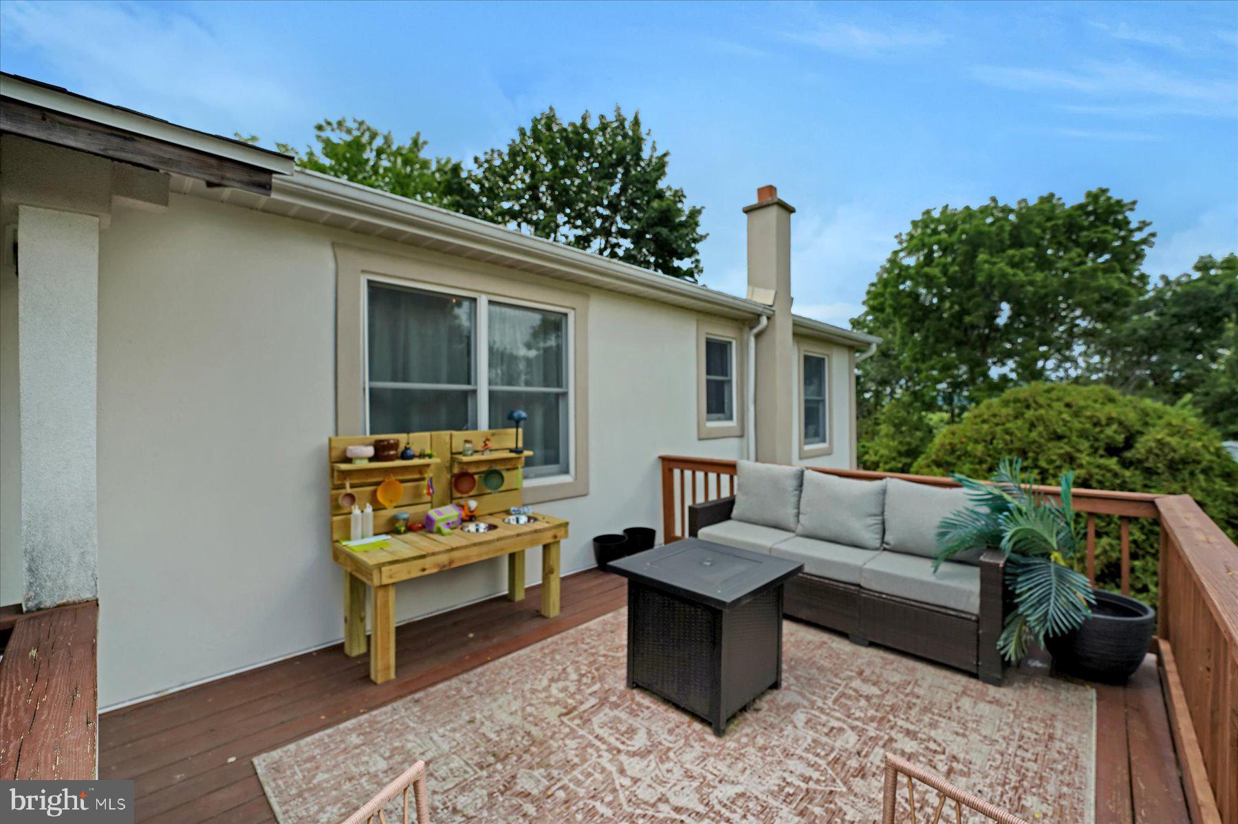 PLEASANT HILLS - Residential