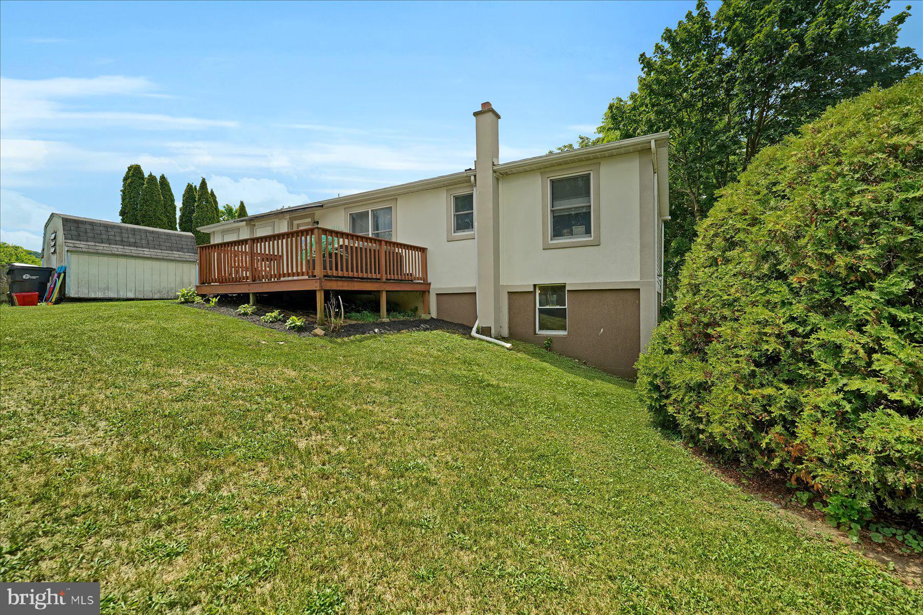 PLEASANT HILLS - Residential