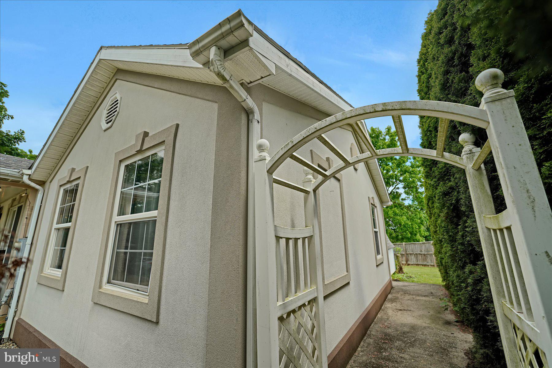 PLEASANT HILLS - Residential