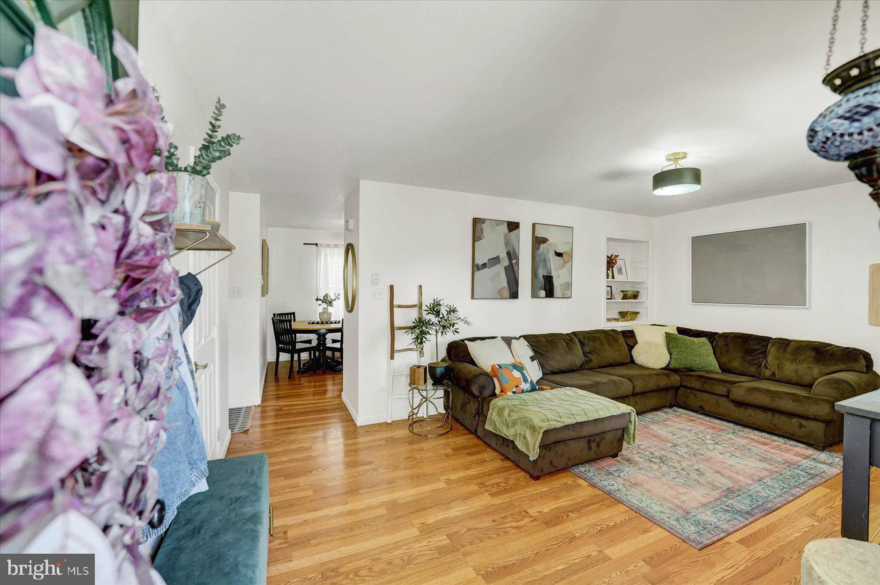 PLEASANT HILLS - Residential