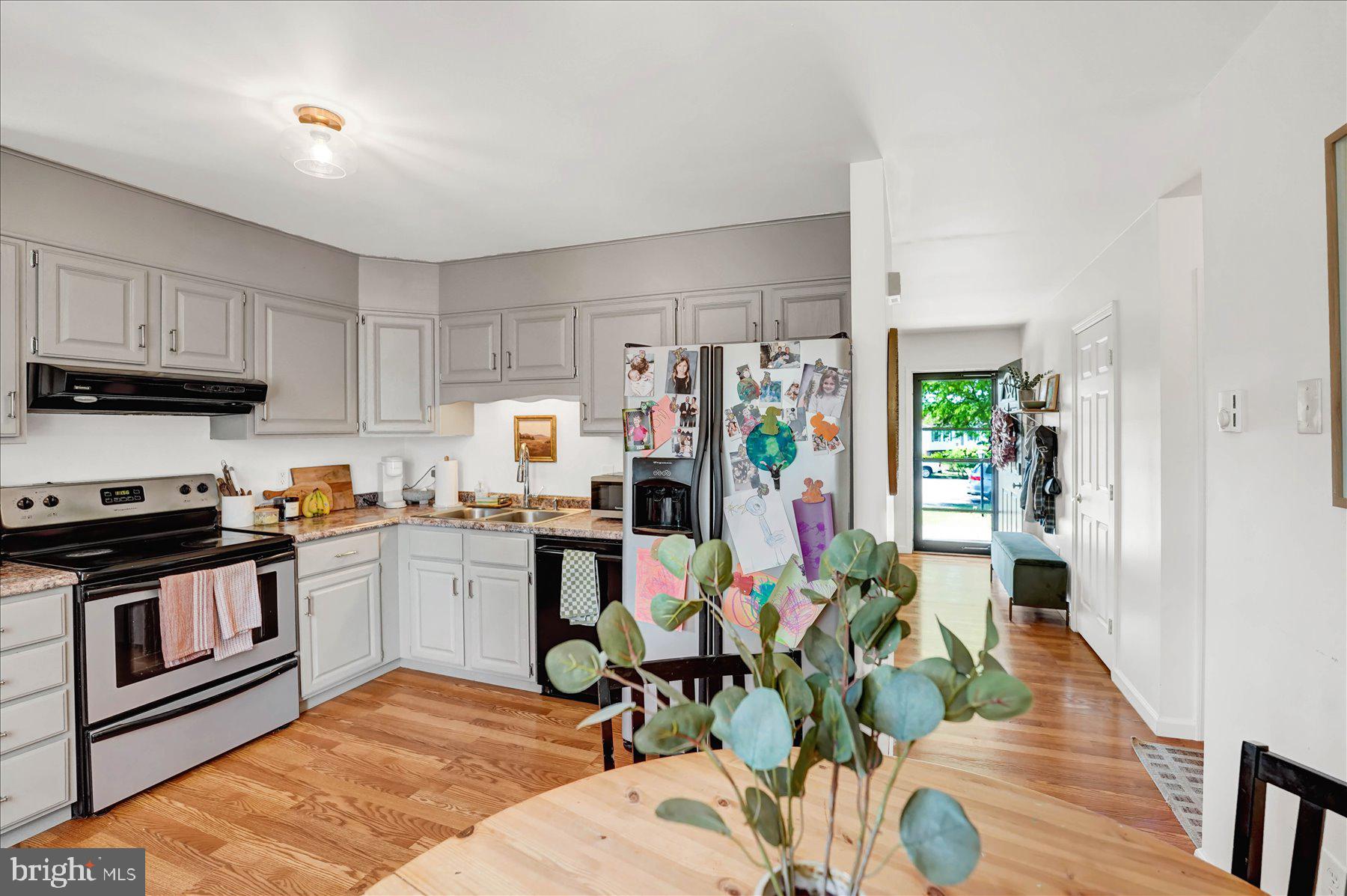 PLEASANT HILLS - Residential