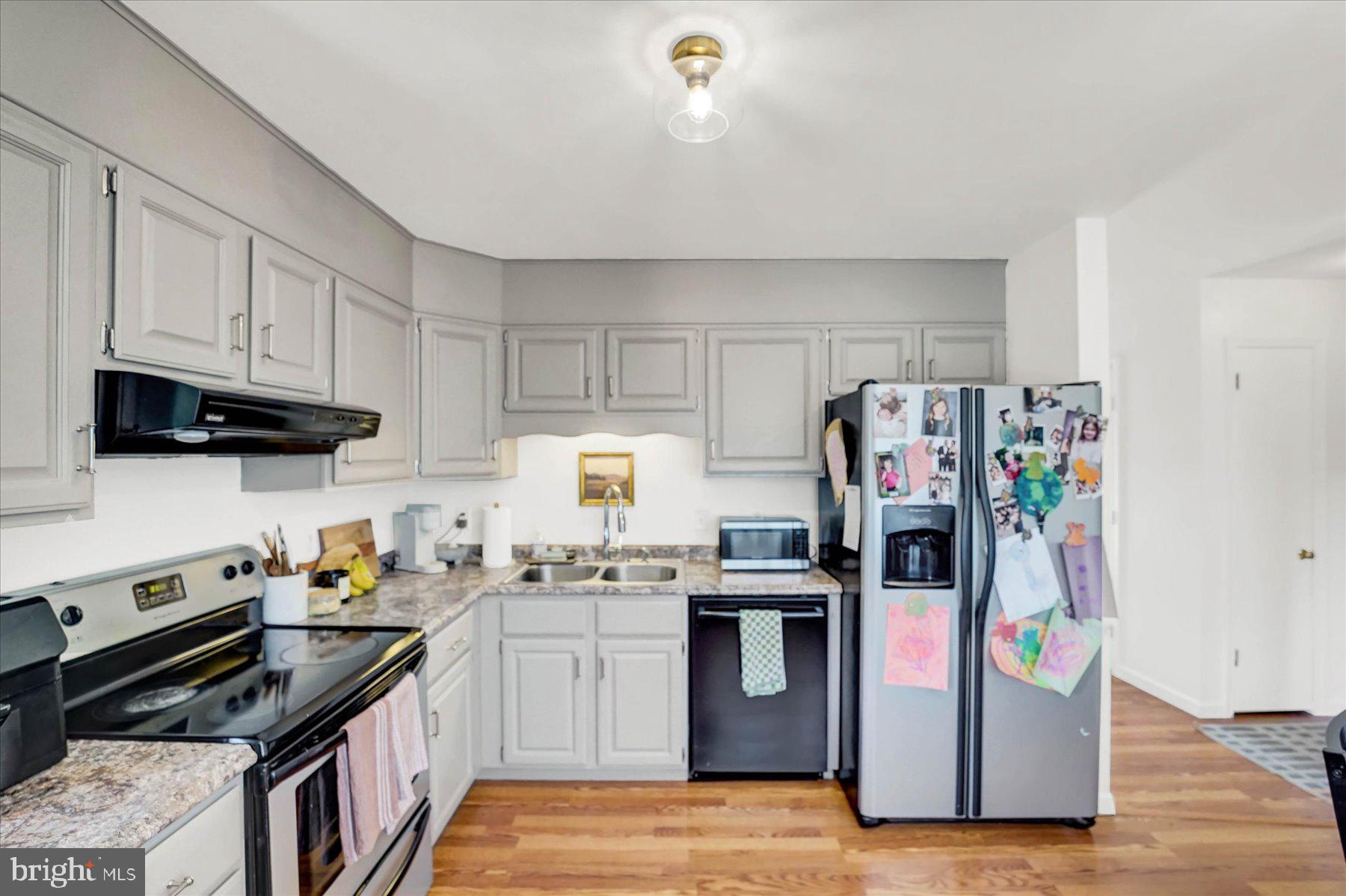 PLEASANT HILLS - Residential