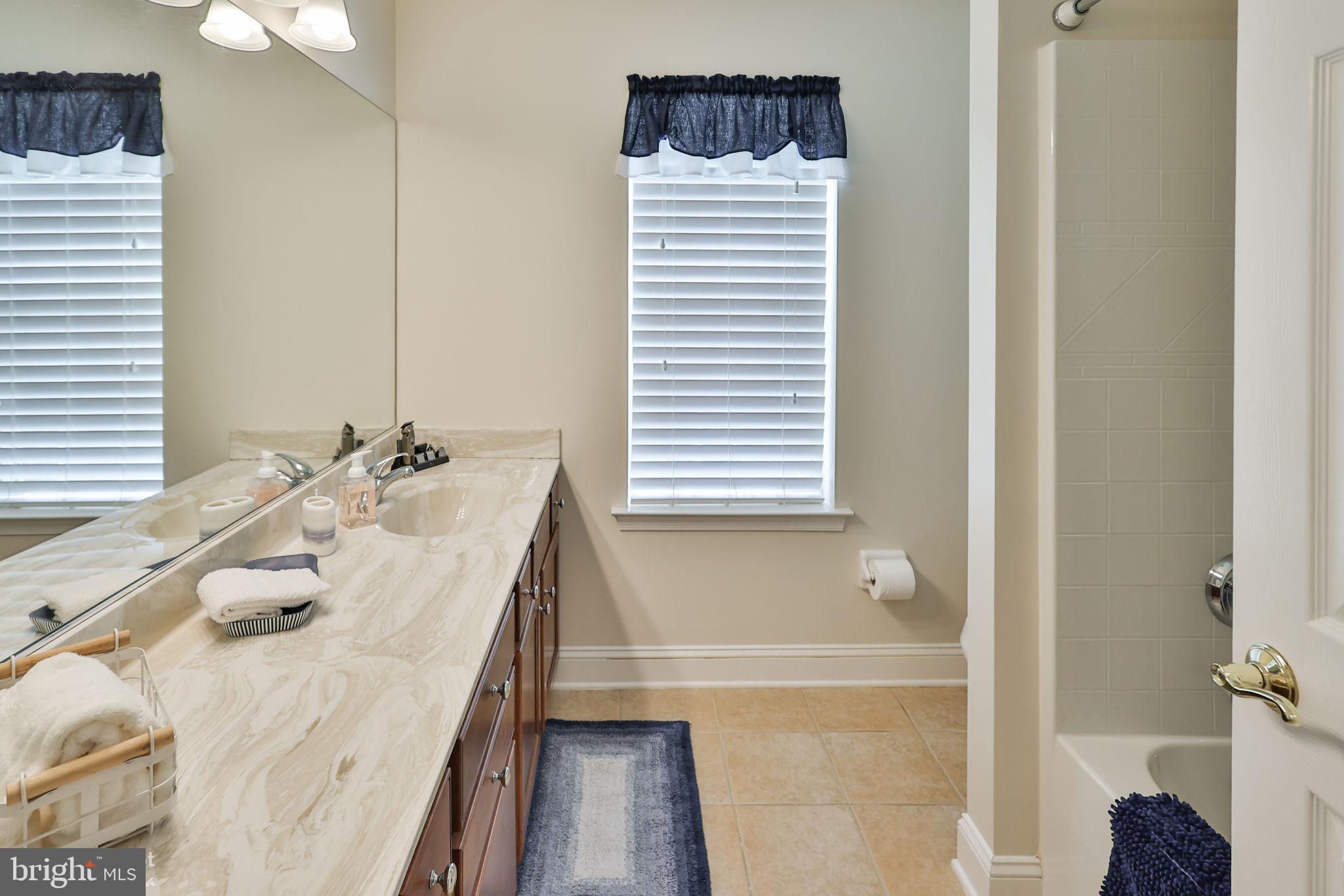 RIVERVIEW ESTATES - Residential