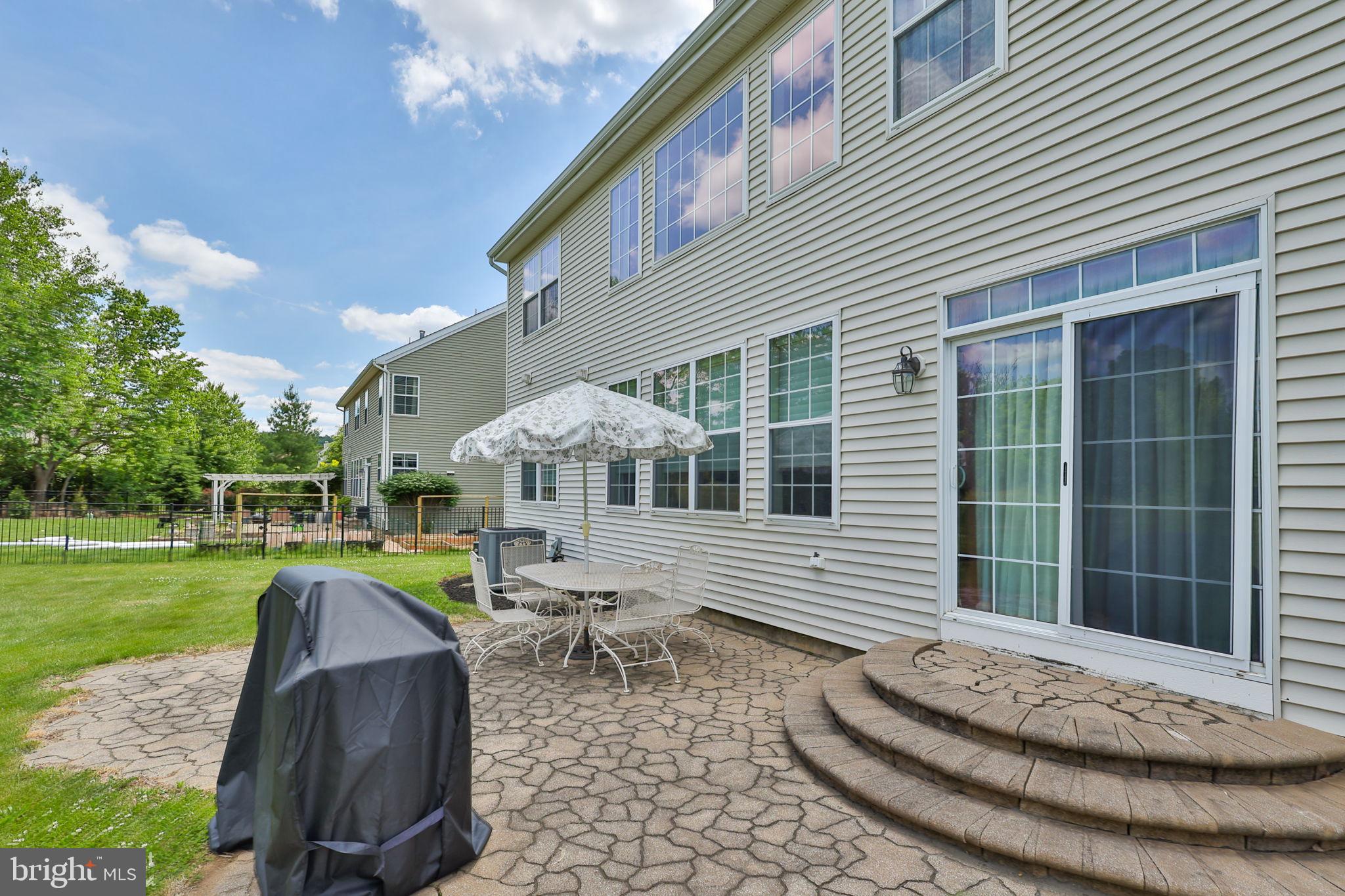 RIVERVIEW ESTATES - Residential