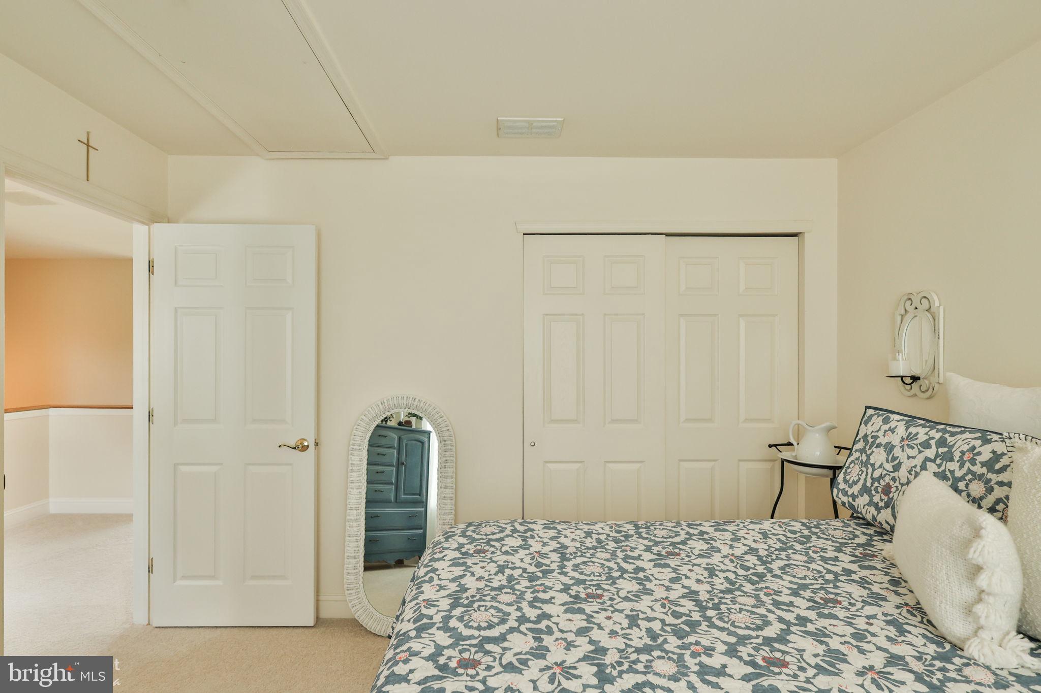 RIVERVIEW ESTATES - Residential