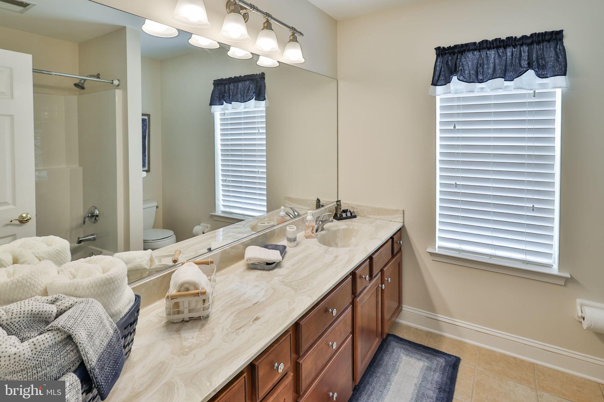 RIVERVIEW ESTATES - Residential