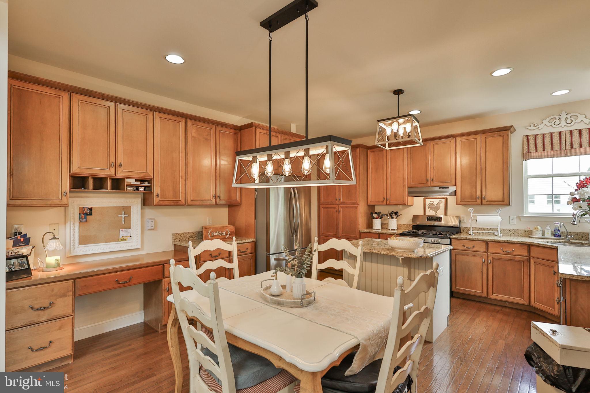 RIVERVIEW ESTATES - Residential