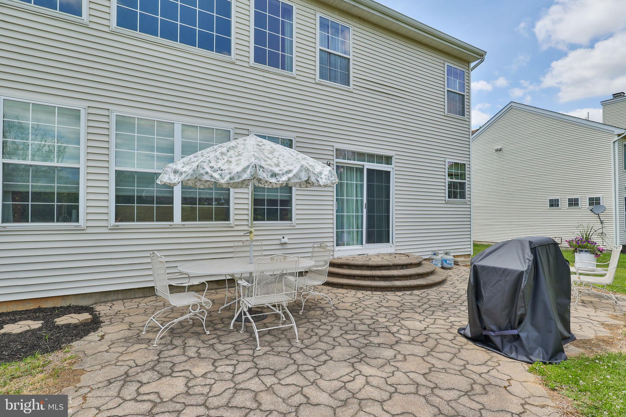 RIVERVIEW ESTATES - Residential