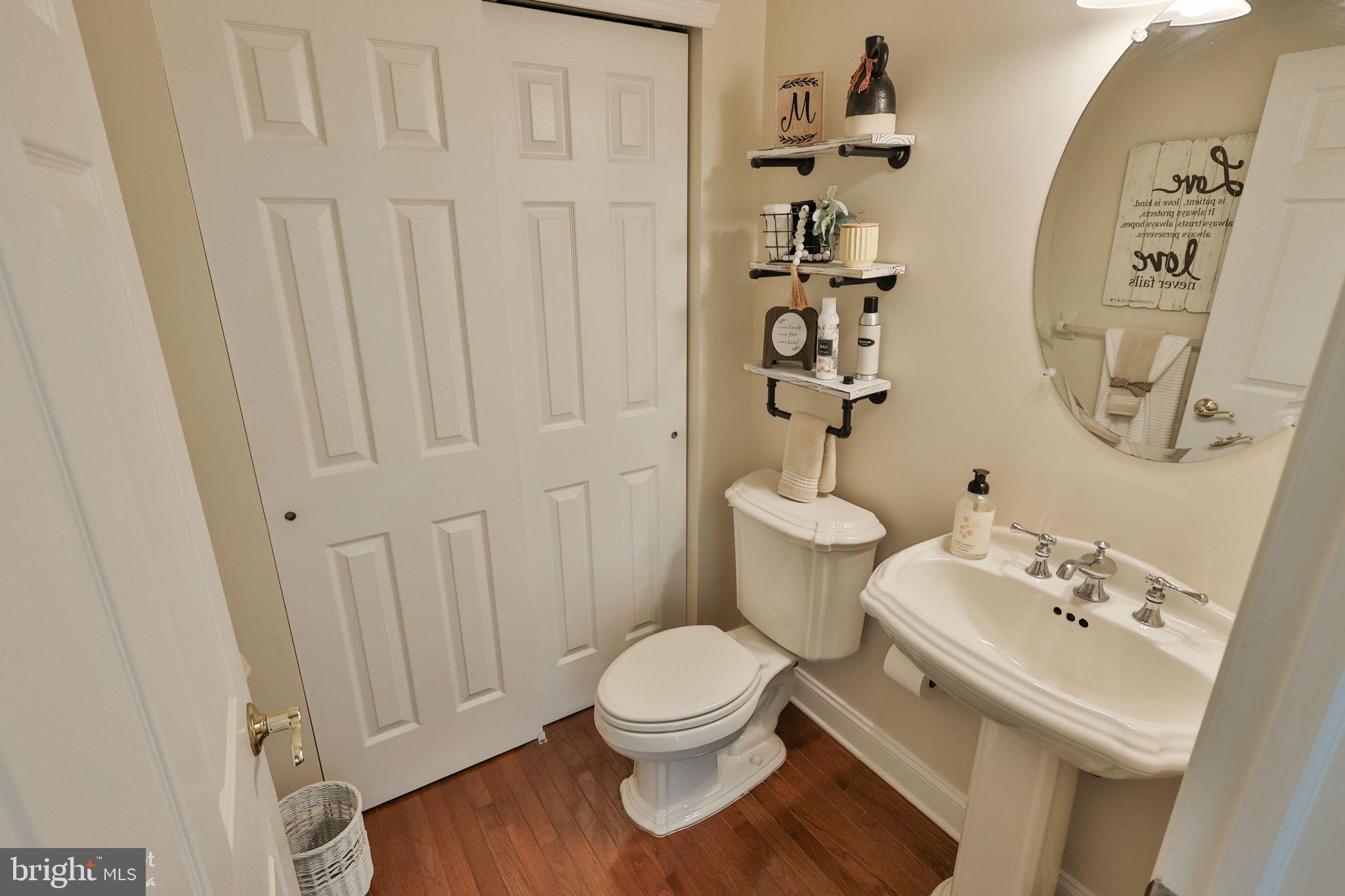 RIVERVIEW ESTATES - Residential