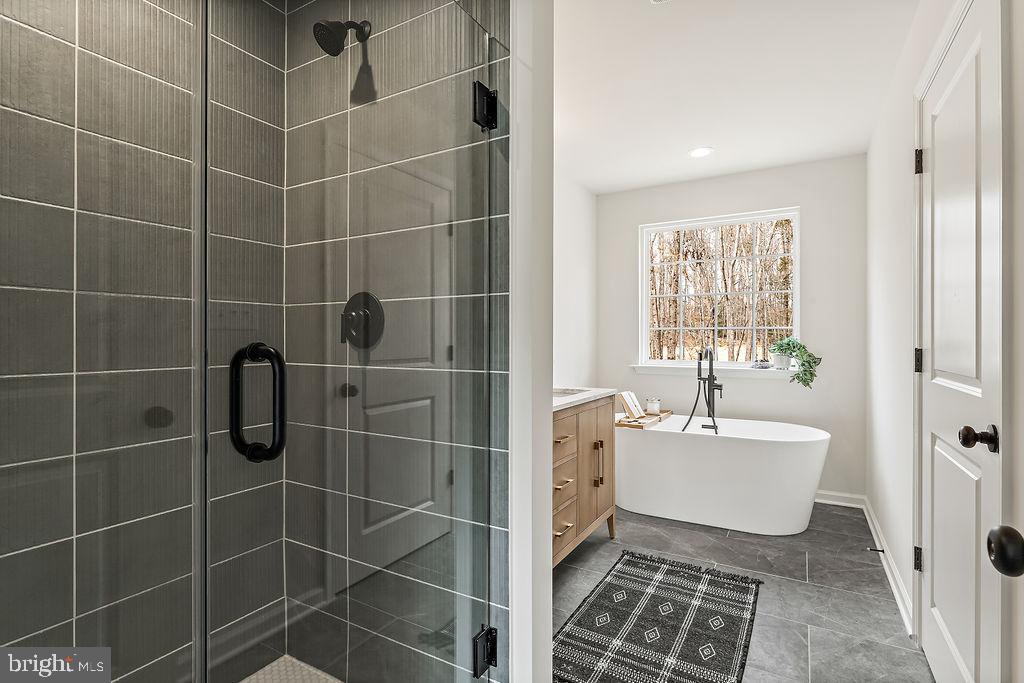 WOODLYN ACRES - Residential