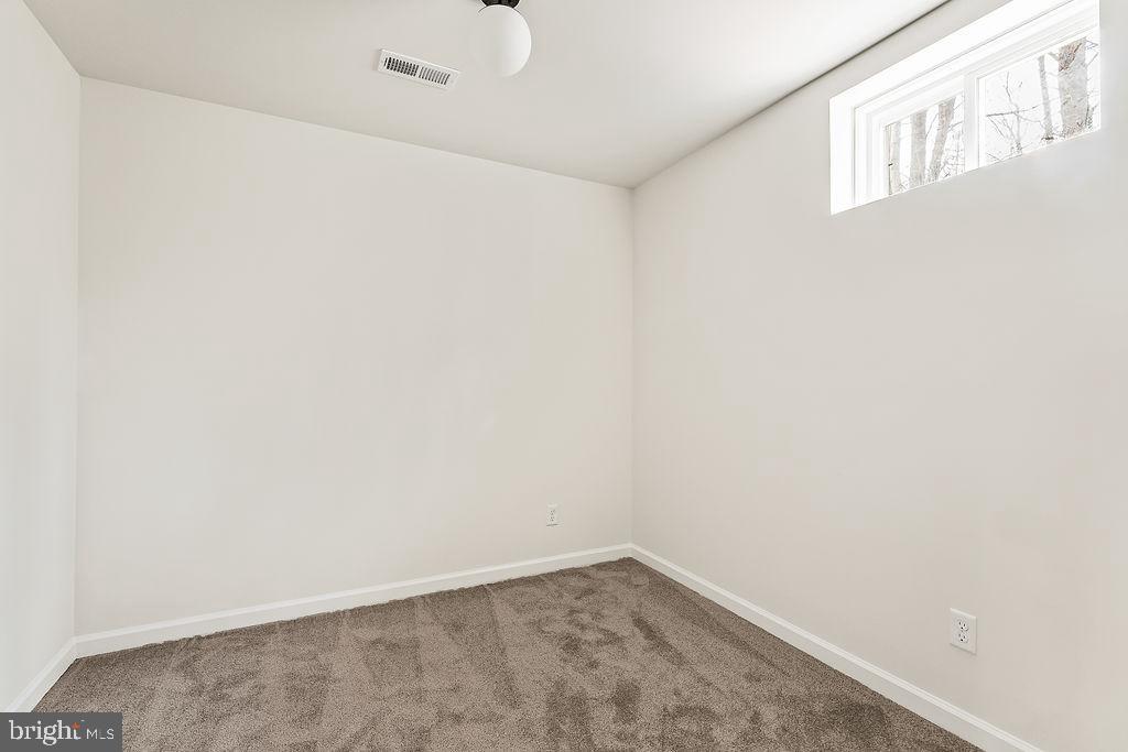 WOODLYN ACRES - Residential