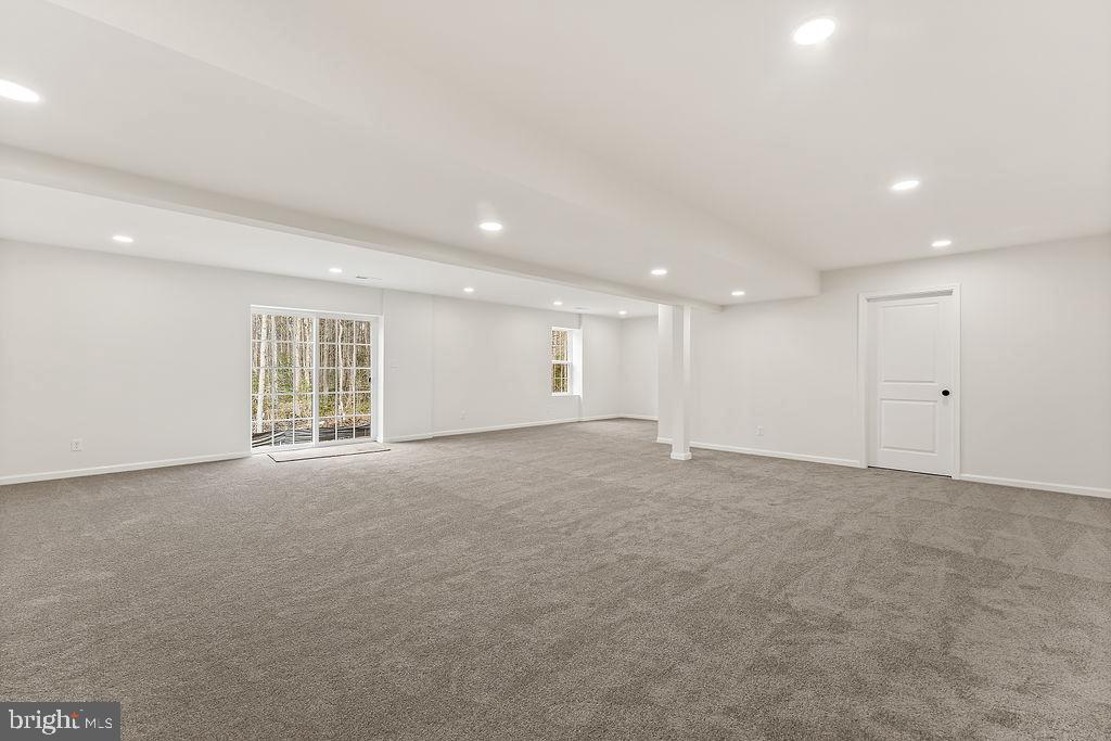 WOODLYN ACRES - Residential