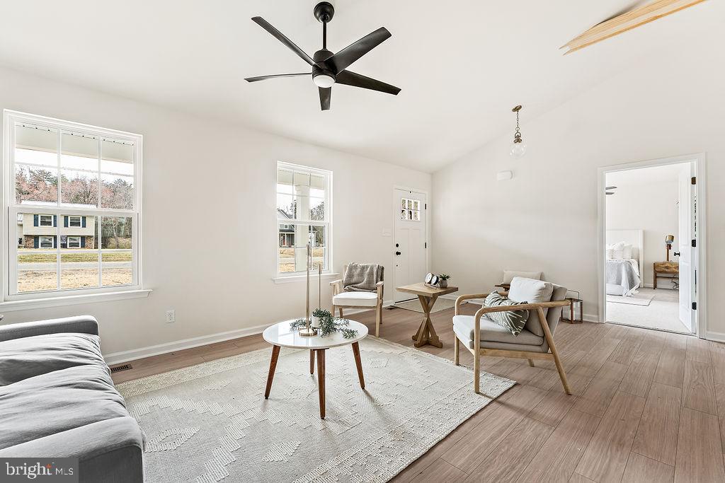 WOODLYN ACRES - Residential