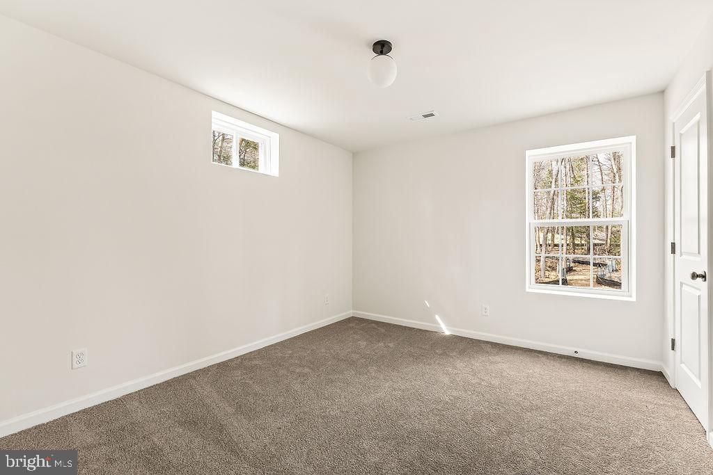 WOODLYN ACRES - Residential