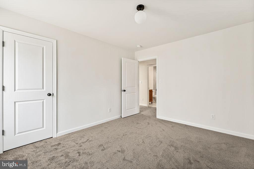 WOODLYN ACRES - Residential
