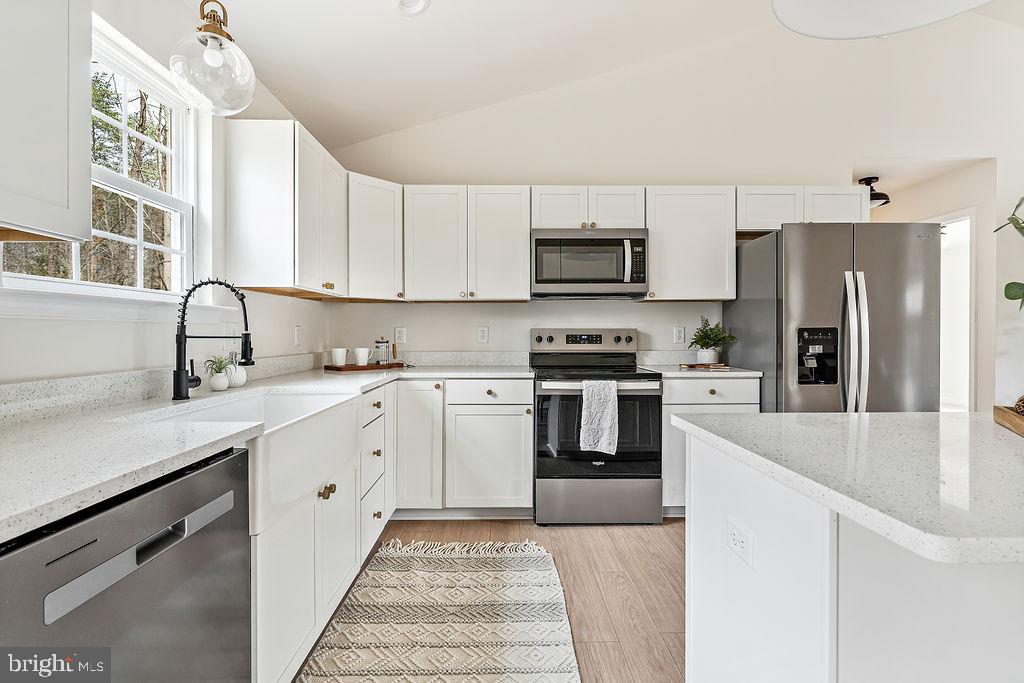 WOODLYN ACRES - Residential