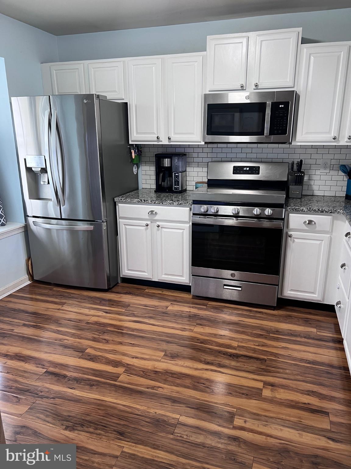 MONTGOMERY MEADOWS - Residential