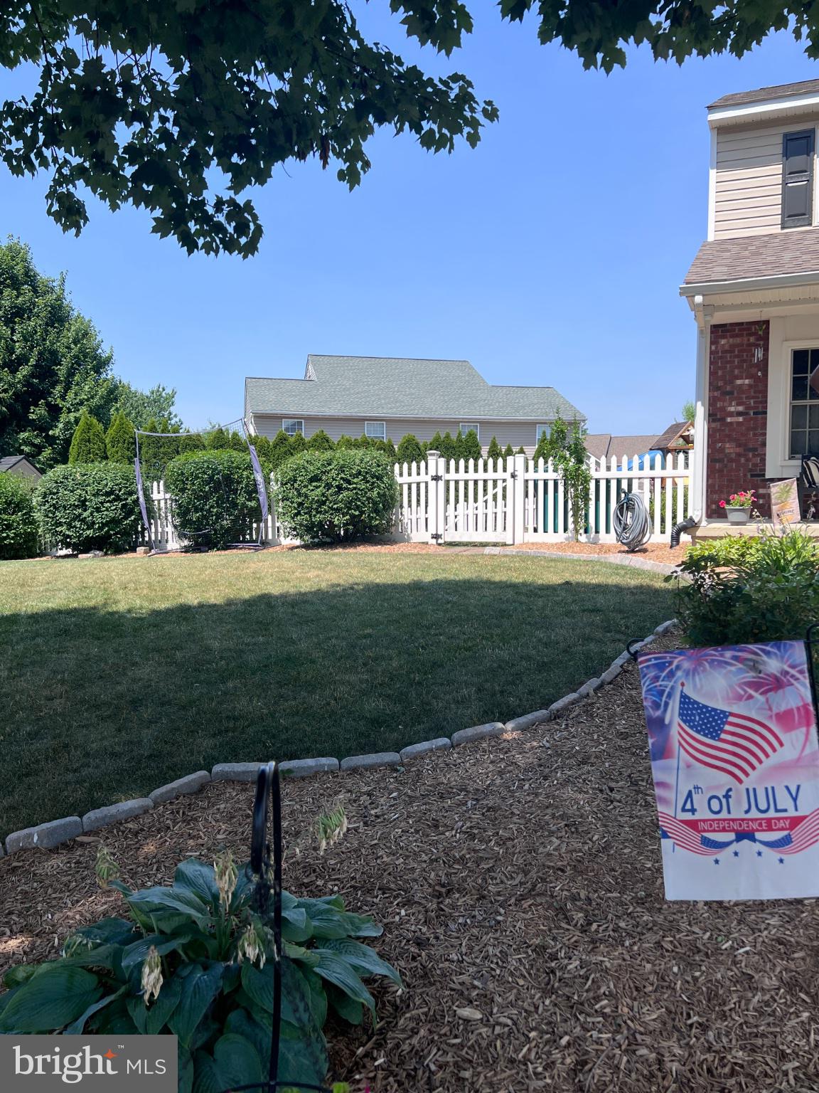 MONTGOMERY MEADOWS - Residential