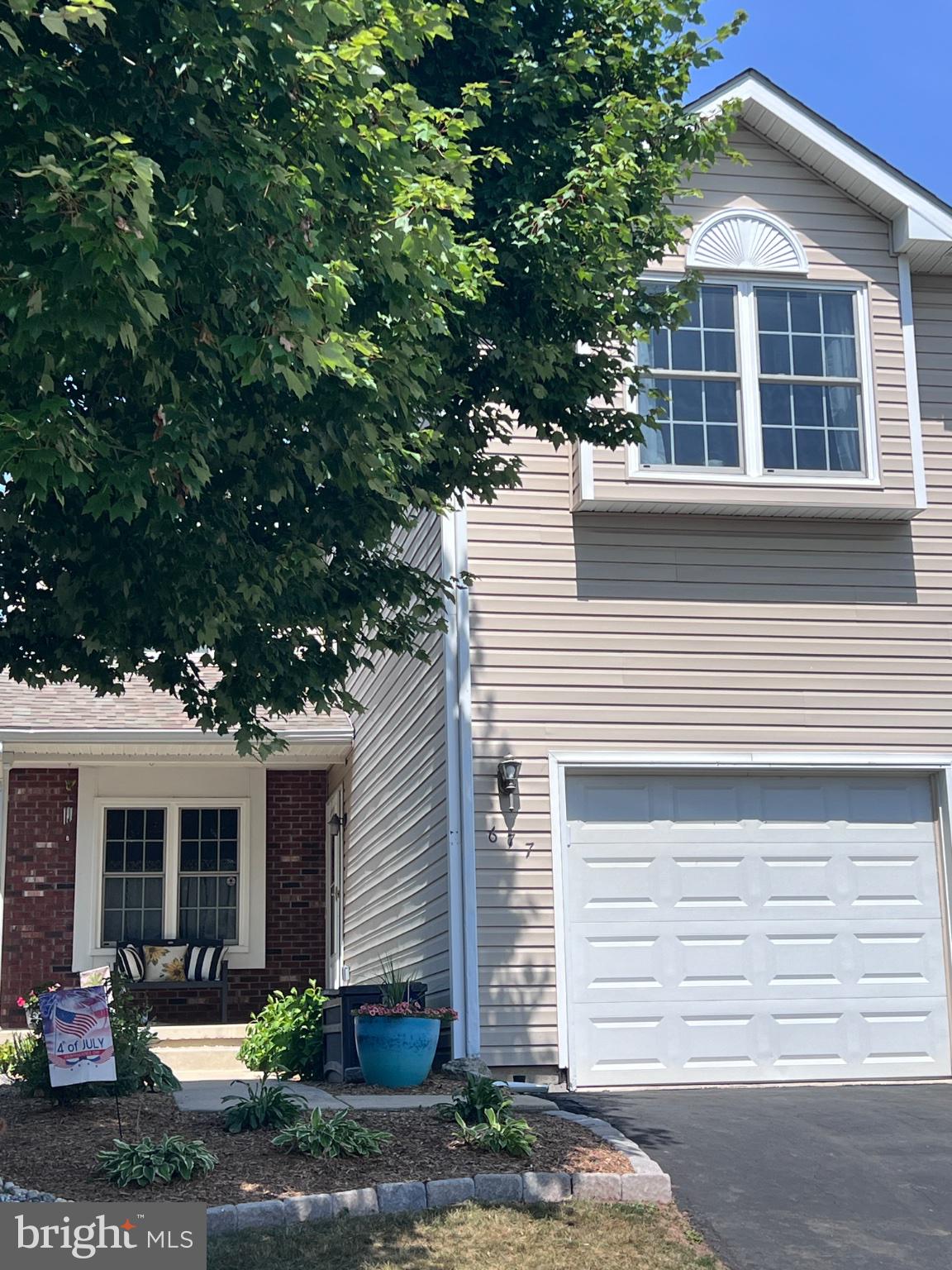 MONTGOMERY MEADOWS - Residential