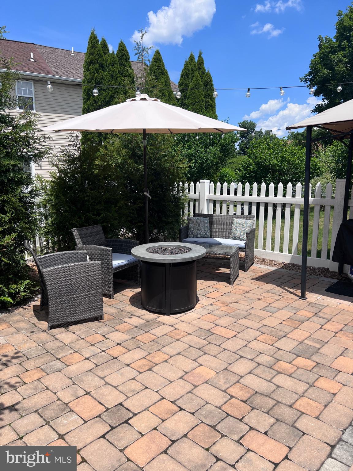 MONTGOMERY MEADOWS - Residential